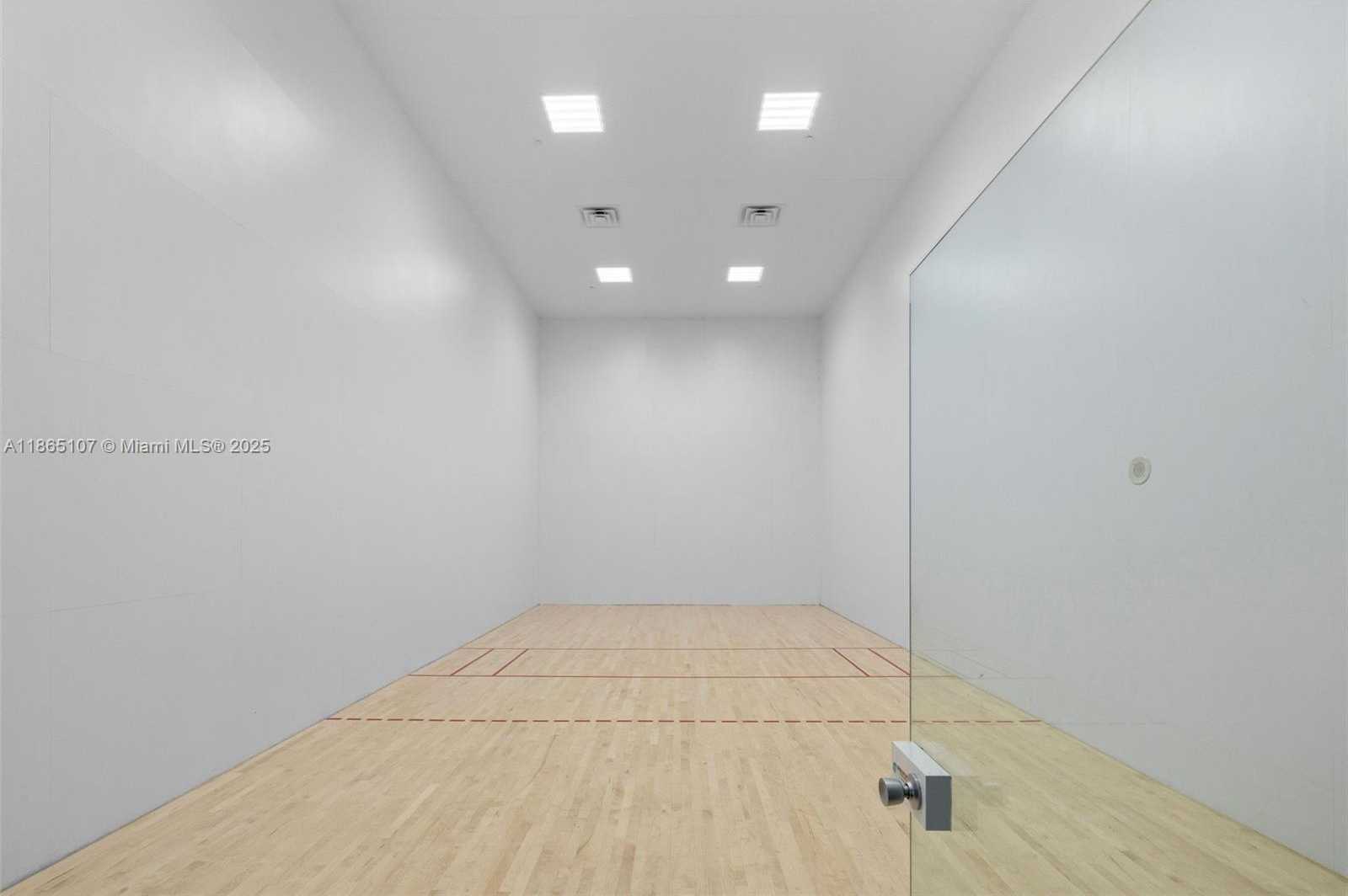Small Image of 6365 COLLINS AVE #2703, Miami Beach Number 72