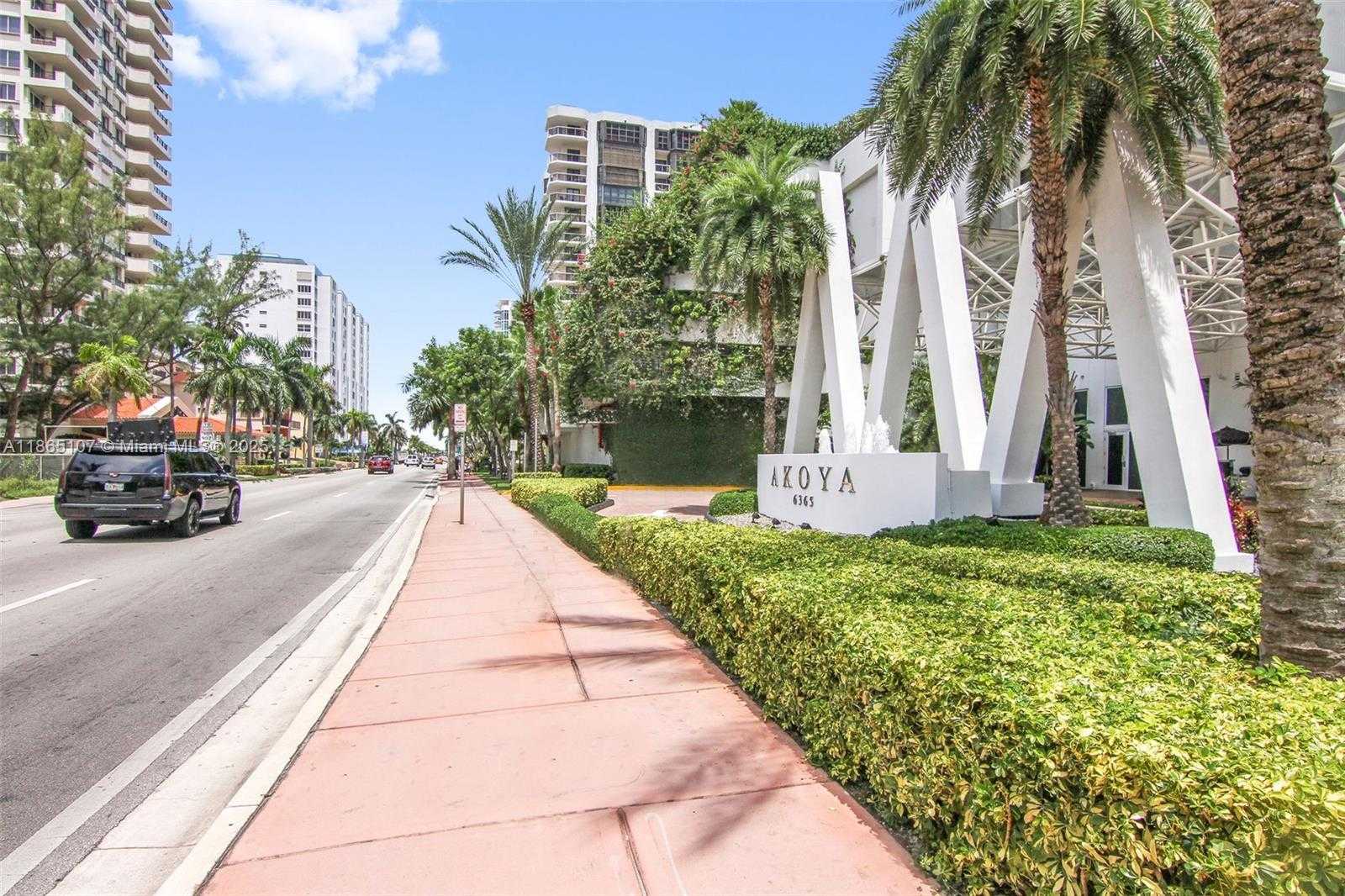 Small Image of 6365 COLLINS AVE #2703, Miami Beach Number 80