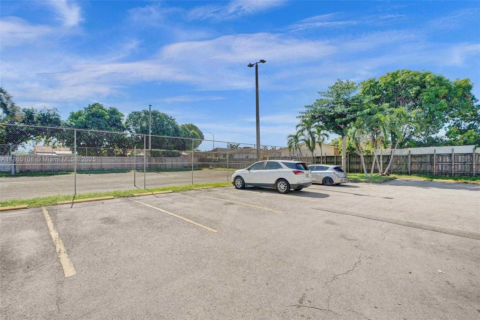 Small Image of 1900 WEST 68TH ST #C203, Hialeah Number 22