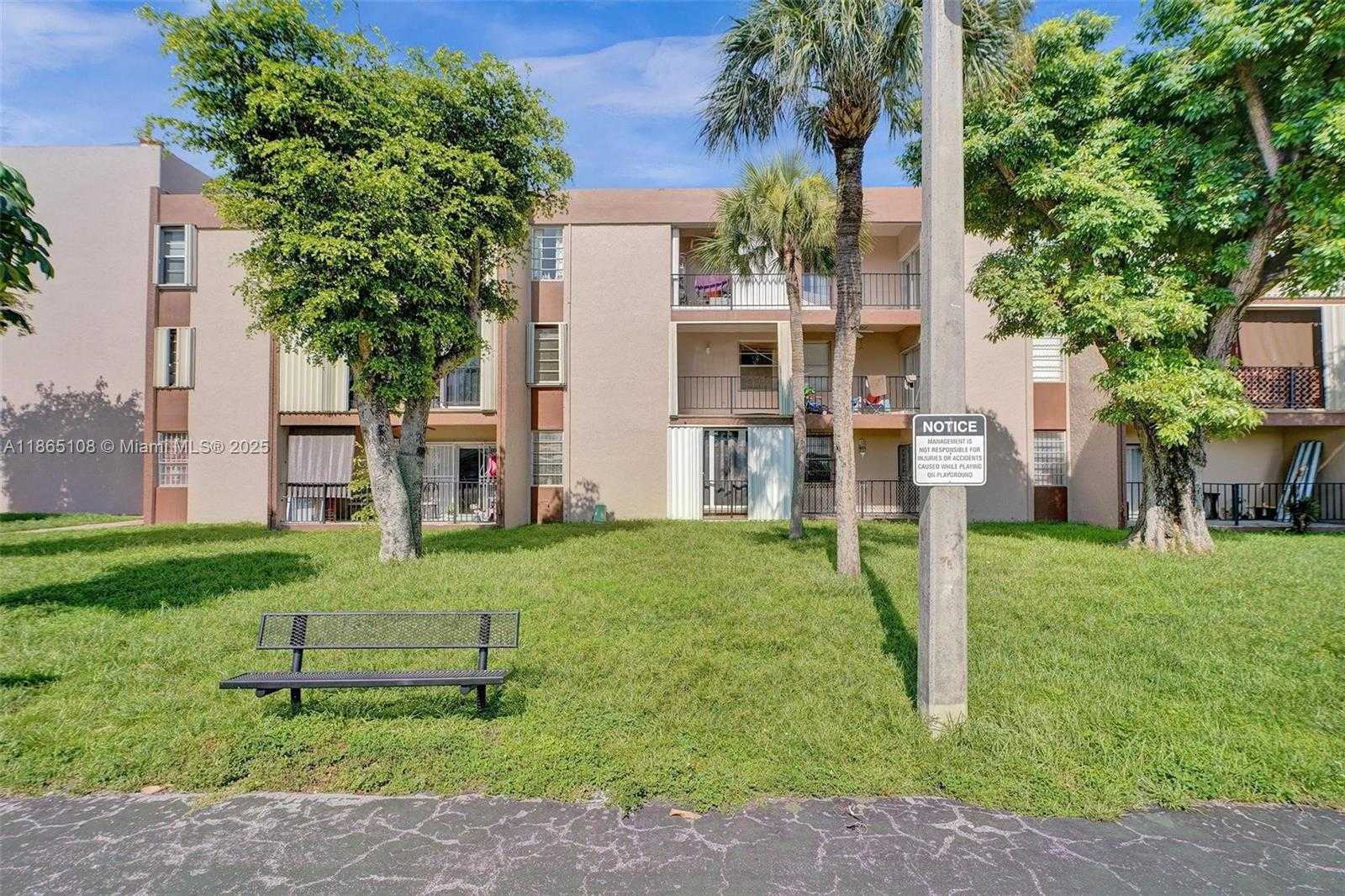Small Image of 1900 WEST 68TH ST #C203, Hialeah Number 28