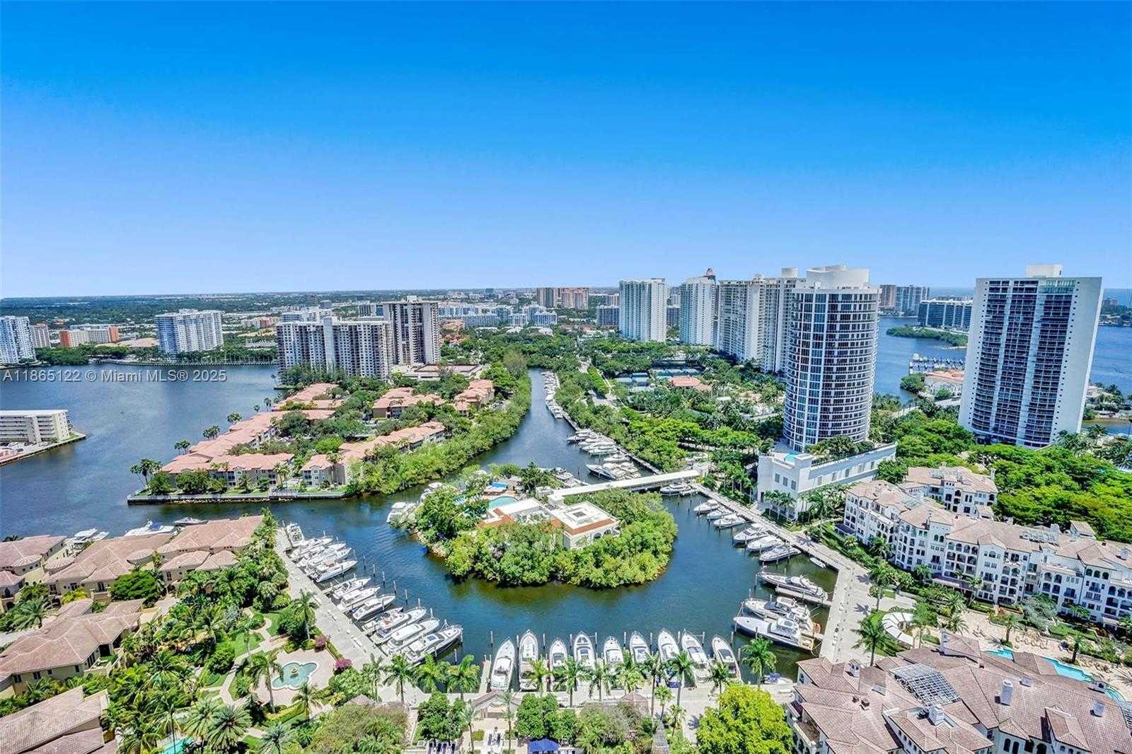 Small Image of 6000 ISLAND BLVD #707, Aventura Number 4