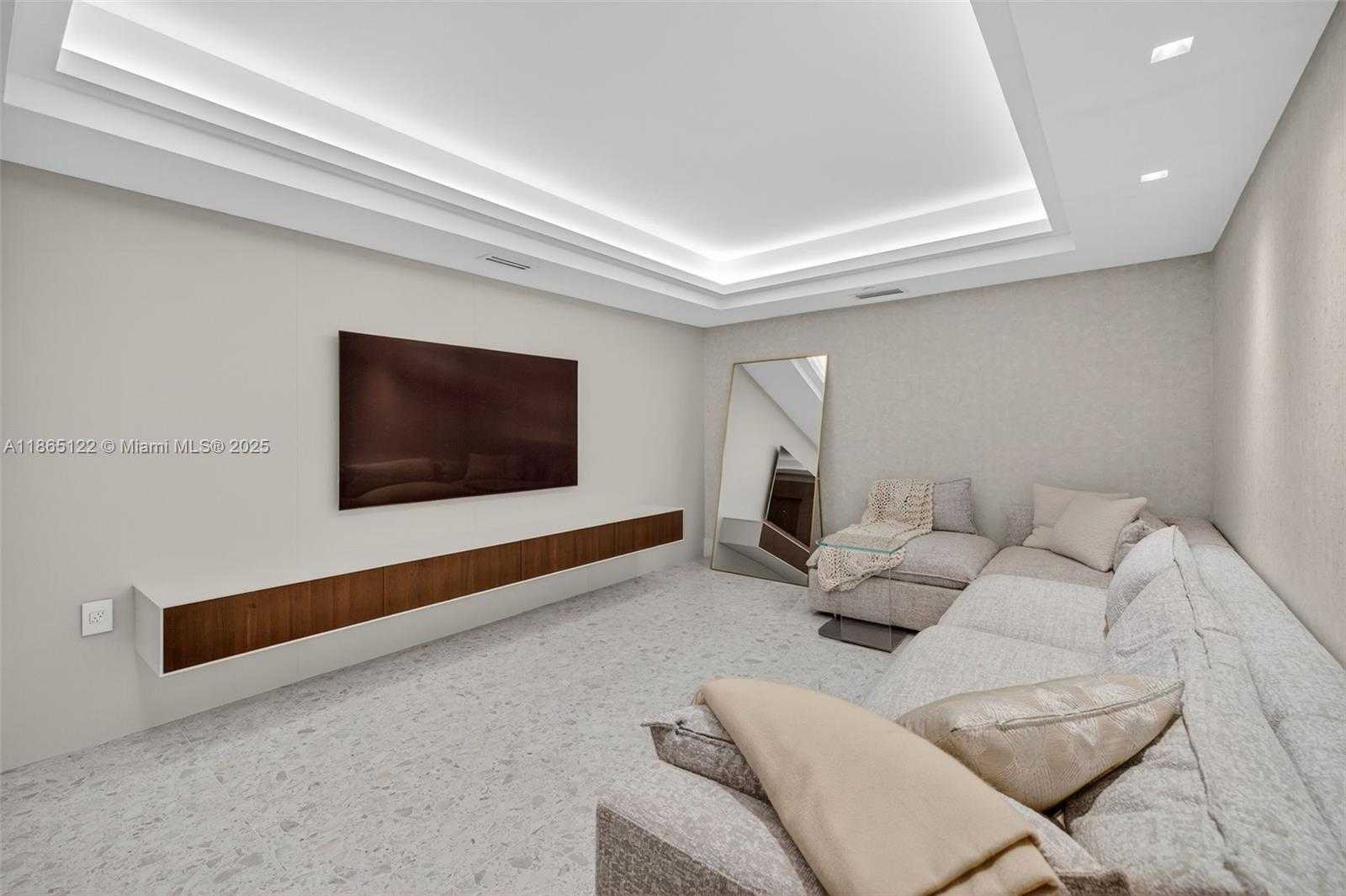 Small Image of 6000 ISLAND BLVD #707, Aventura Number 40