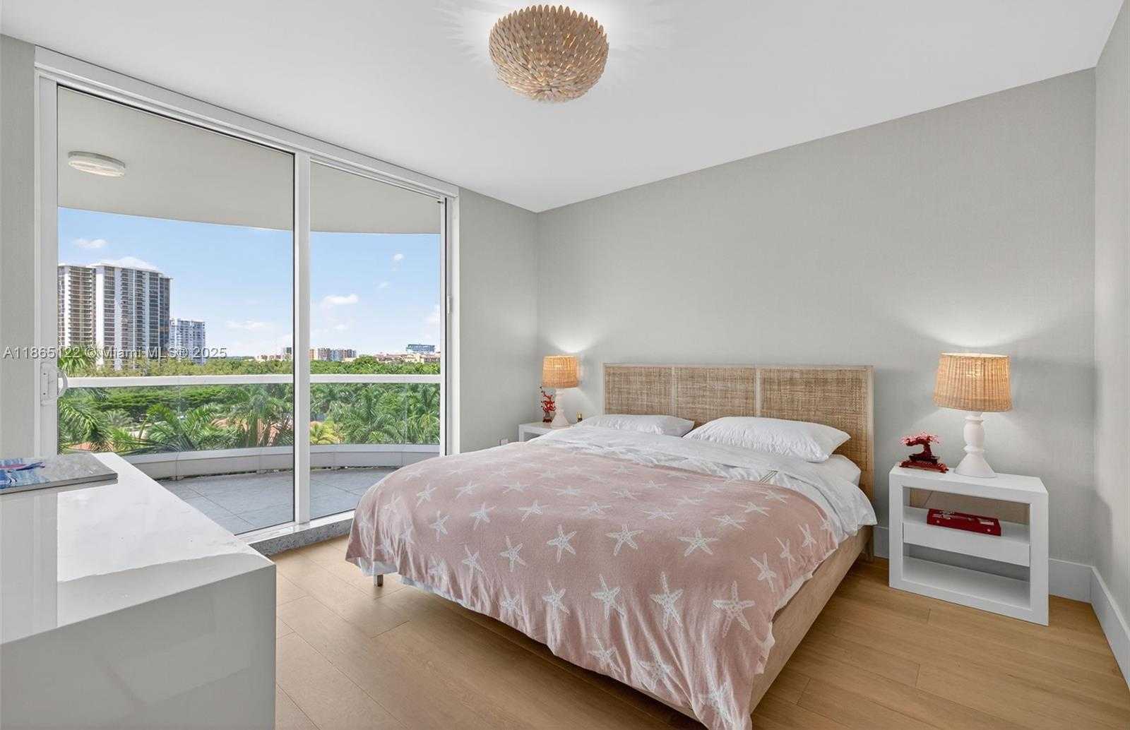 Small Image of 6000 ISLAND BLVD #707, Aventura Number 51