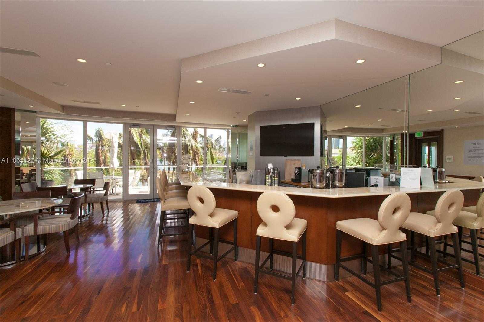Small Image of 6000 ISLAND BLVD #707, Aventura Number 8