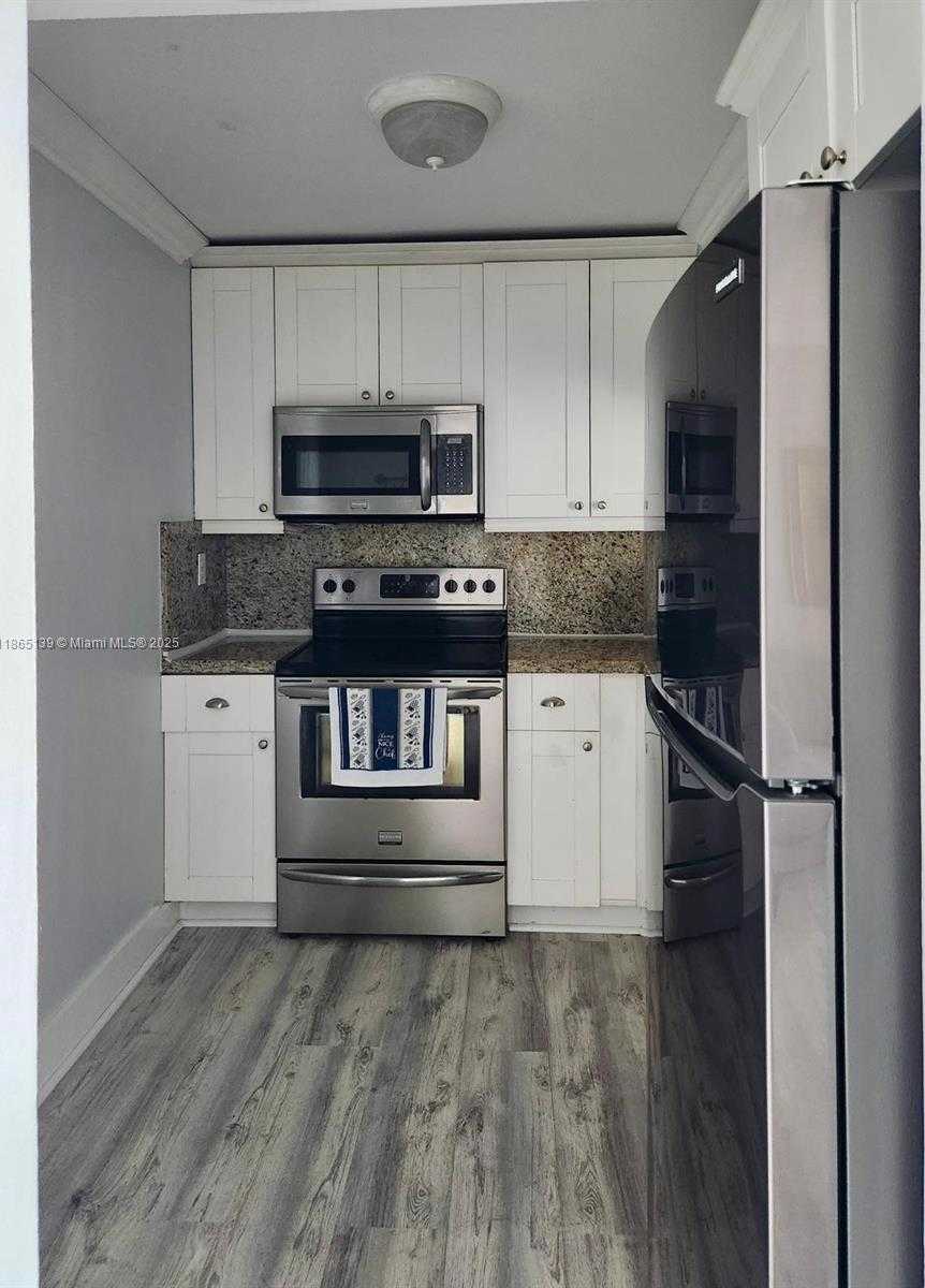 Small Image of 11790 SOUTH WEST 18TH ST #218-3, Miami Number 14