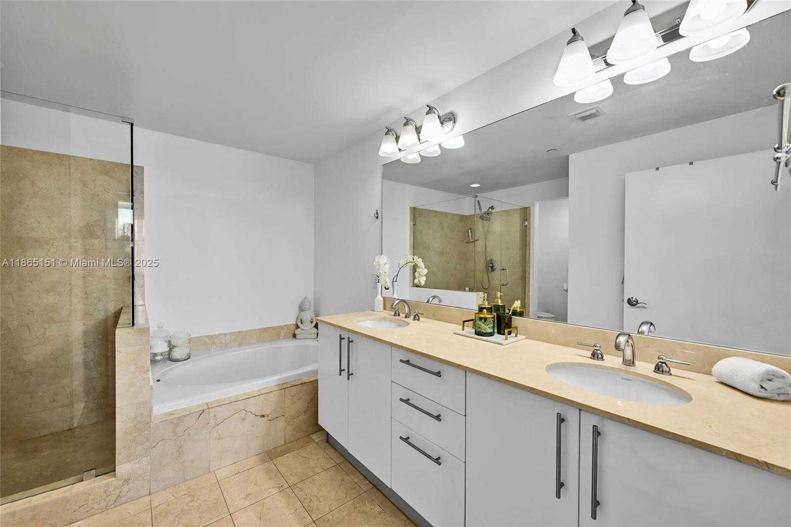 Small Image of 3330 NORTH EAST 190TH ST #1217, Aventura Number 12