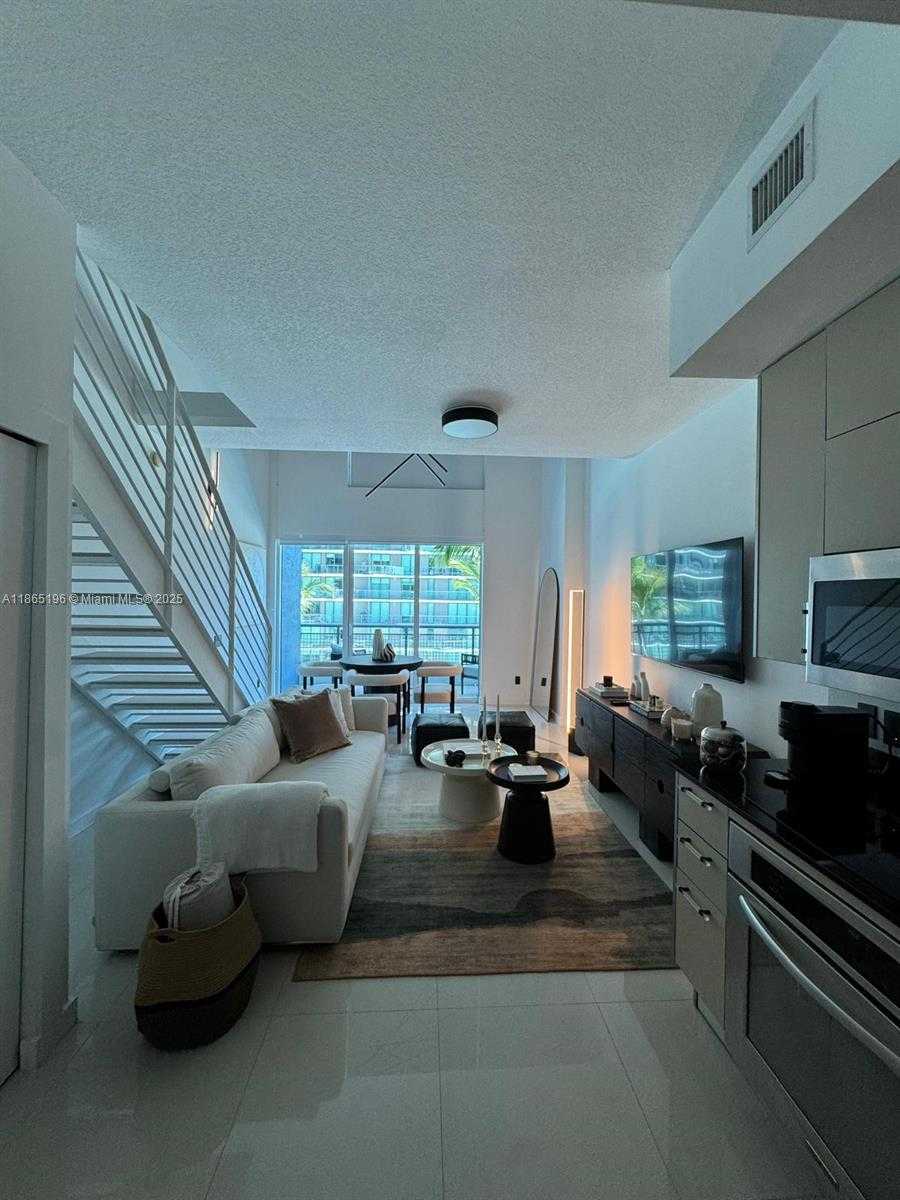 Small Image of 60 SOUTH WEST 13TH ST #1406, Miami Number 13