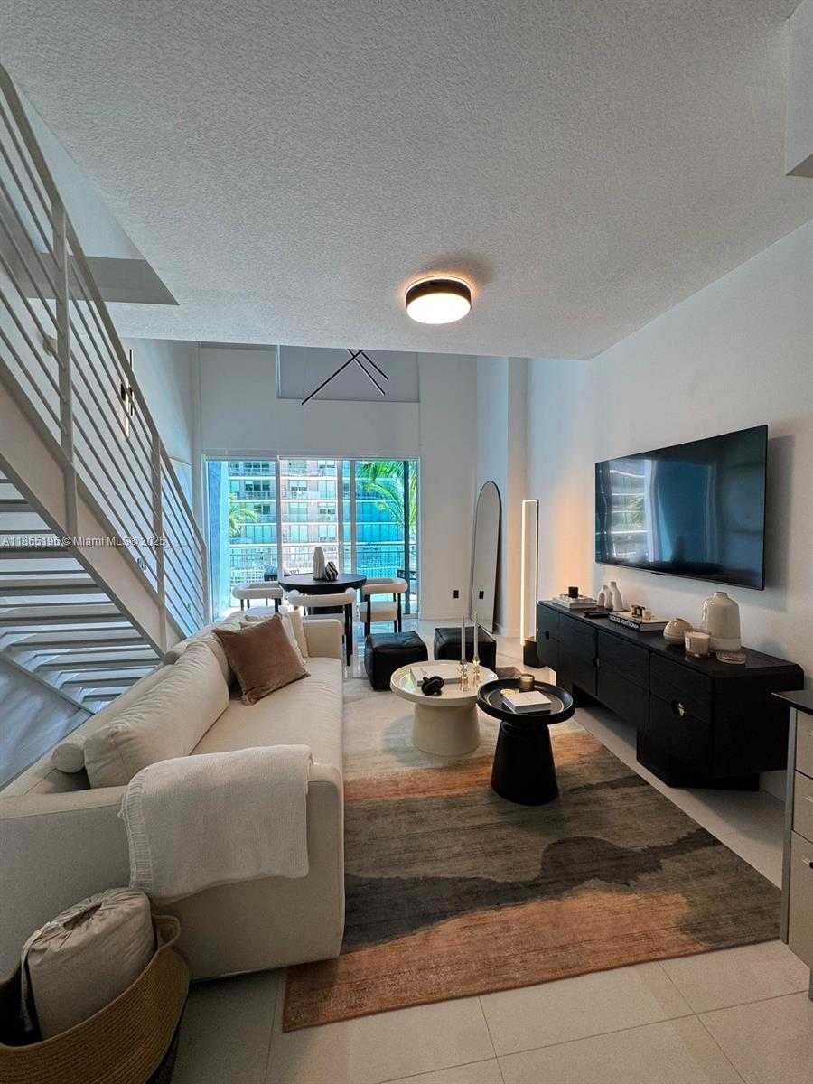 Small Image of 60 SOUTH WEST 13TH ST #1406, Miami Number 9