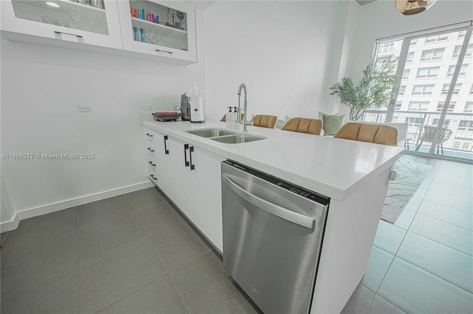Small Image of 3301 NORTH EAST 1ST AVE #M0703, Miami Number 24