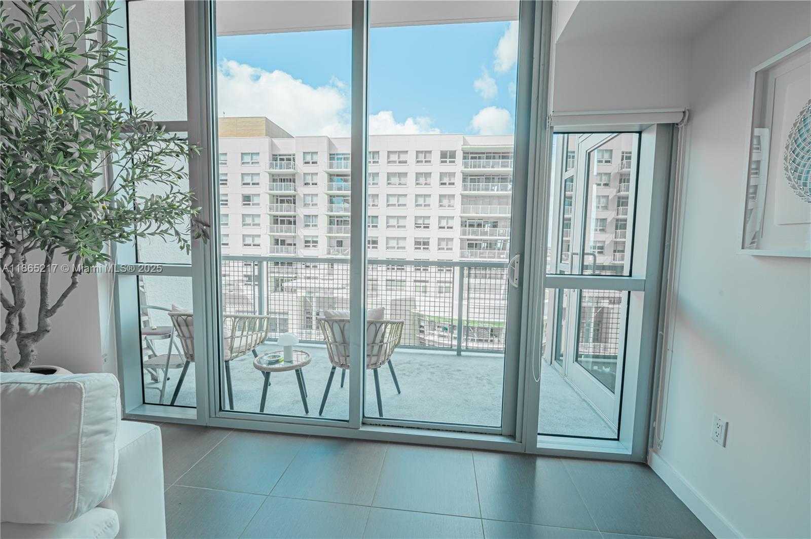 Small Image of 3301 NORTH EAST 1ST AVE #M0703, Miami Number 32