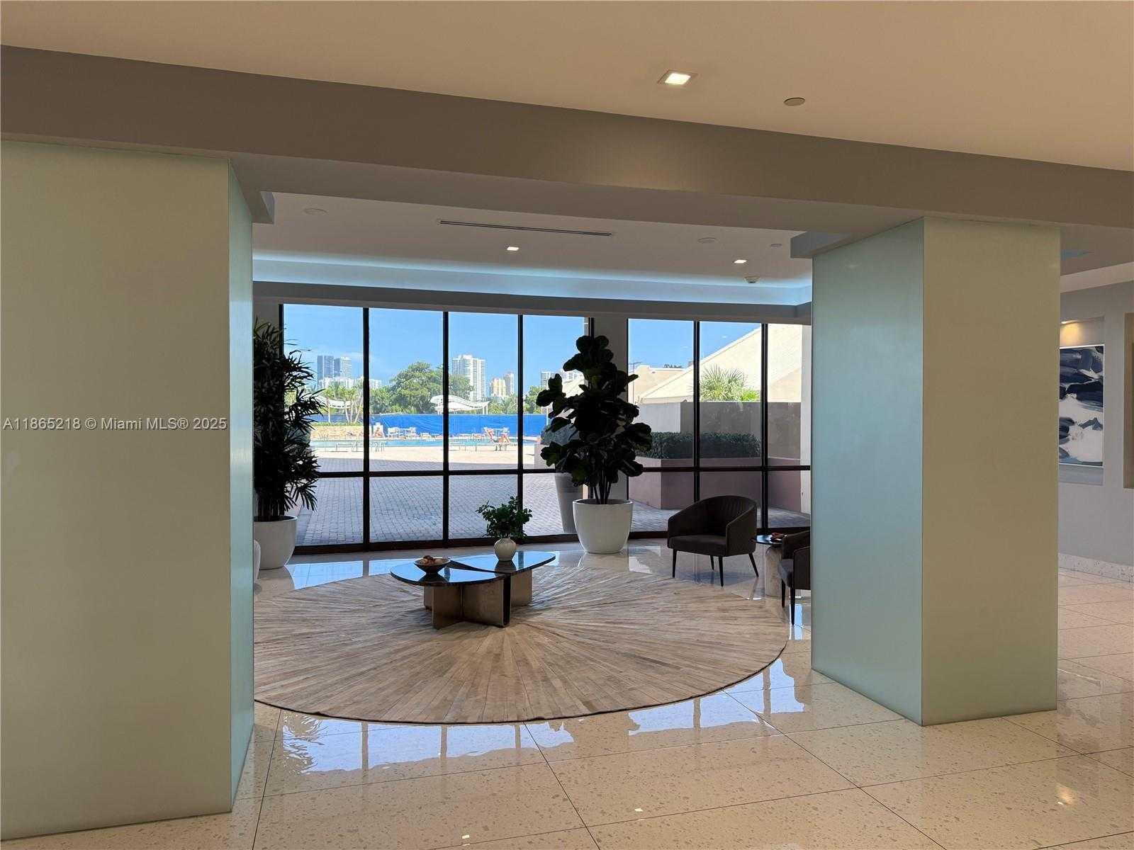 Small Image of 20335 E Country Club Dr, Aventura, FL 33180, USA Number 6