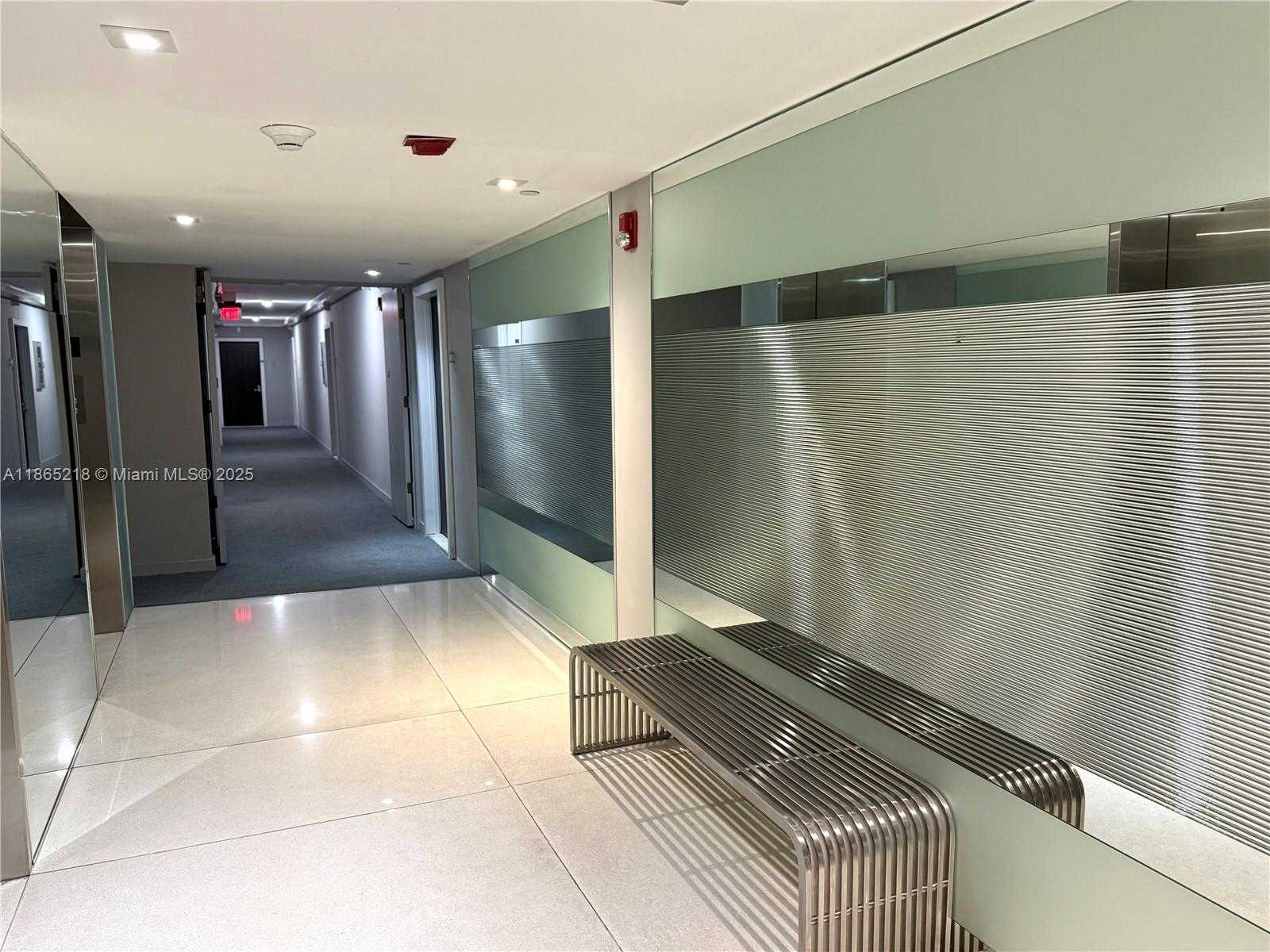Small Image of 20335 E Country Club Dr, Aventura, FL 33180, USA Number 8