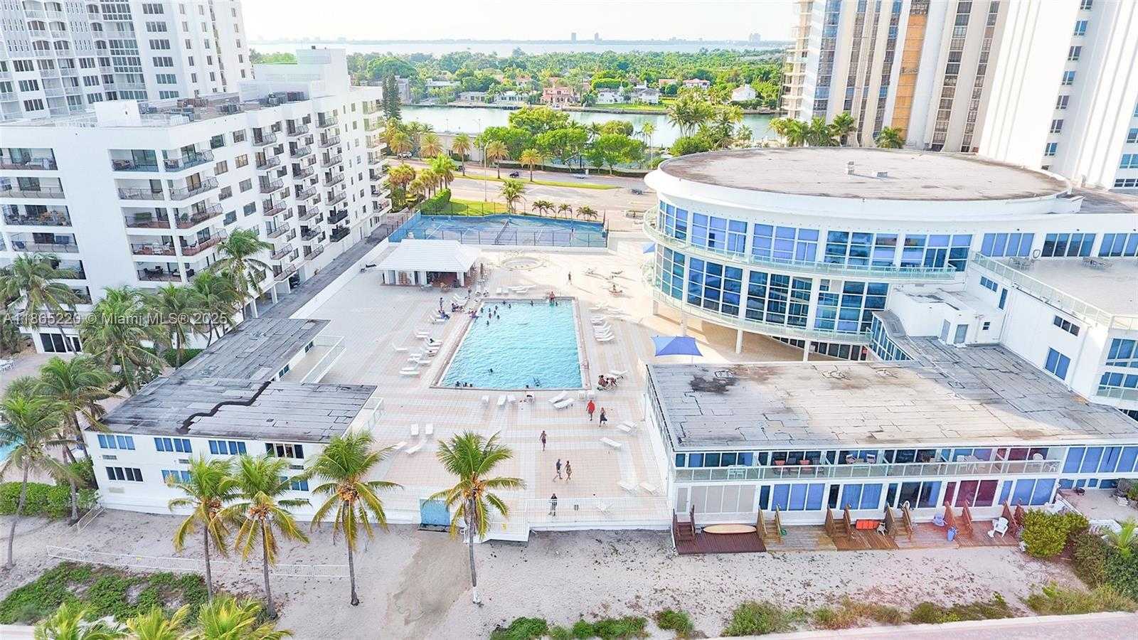 Small Image of 5445 COLLINS AVE #P2, Miami Beach Number 2