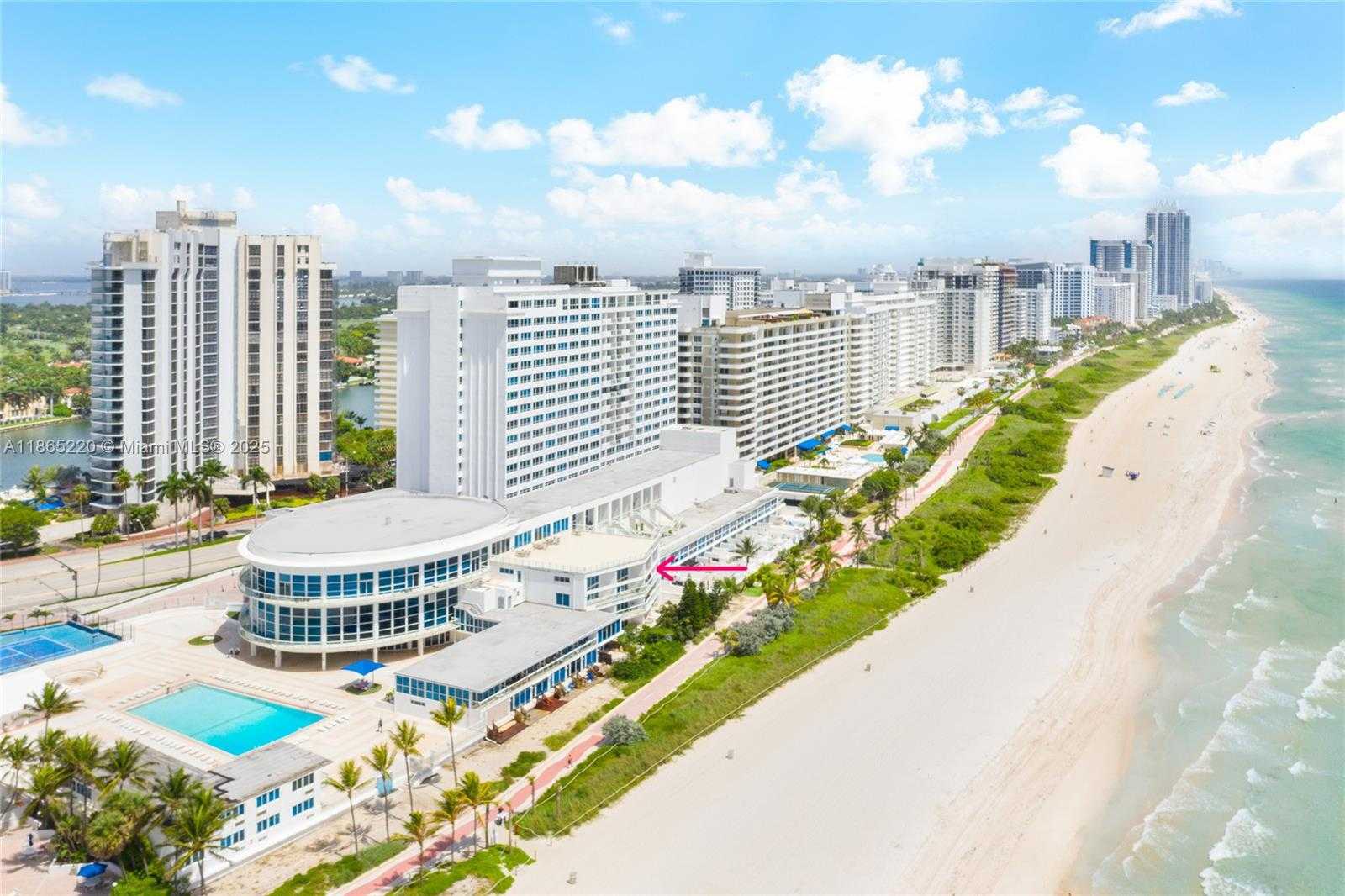 Small Image of 5445 COLLINS AVE #P2, Miami Beach Number 26
