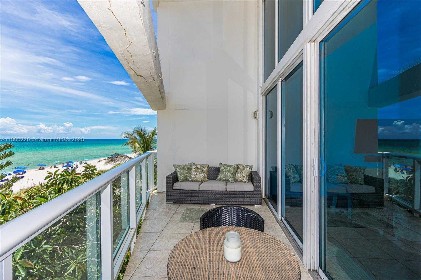 Small Image of 5445 COLLINS AVE #P2, Miami Beach Number 38