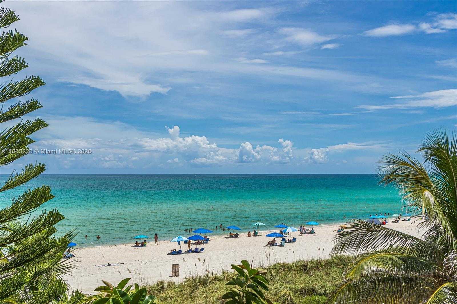 Small Image of 5445 COLLINS AVE #P2, Miami Beach Number 40