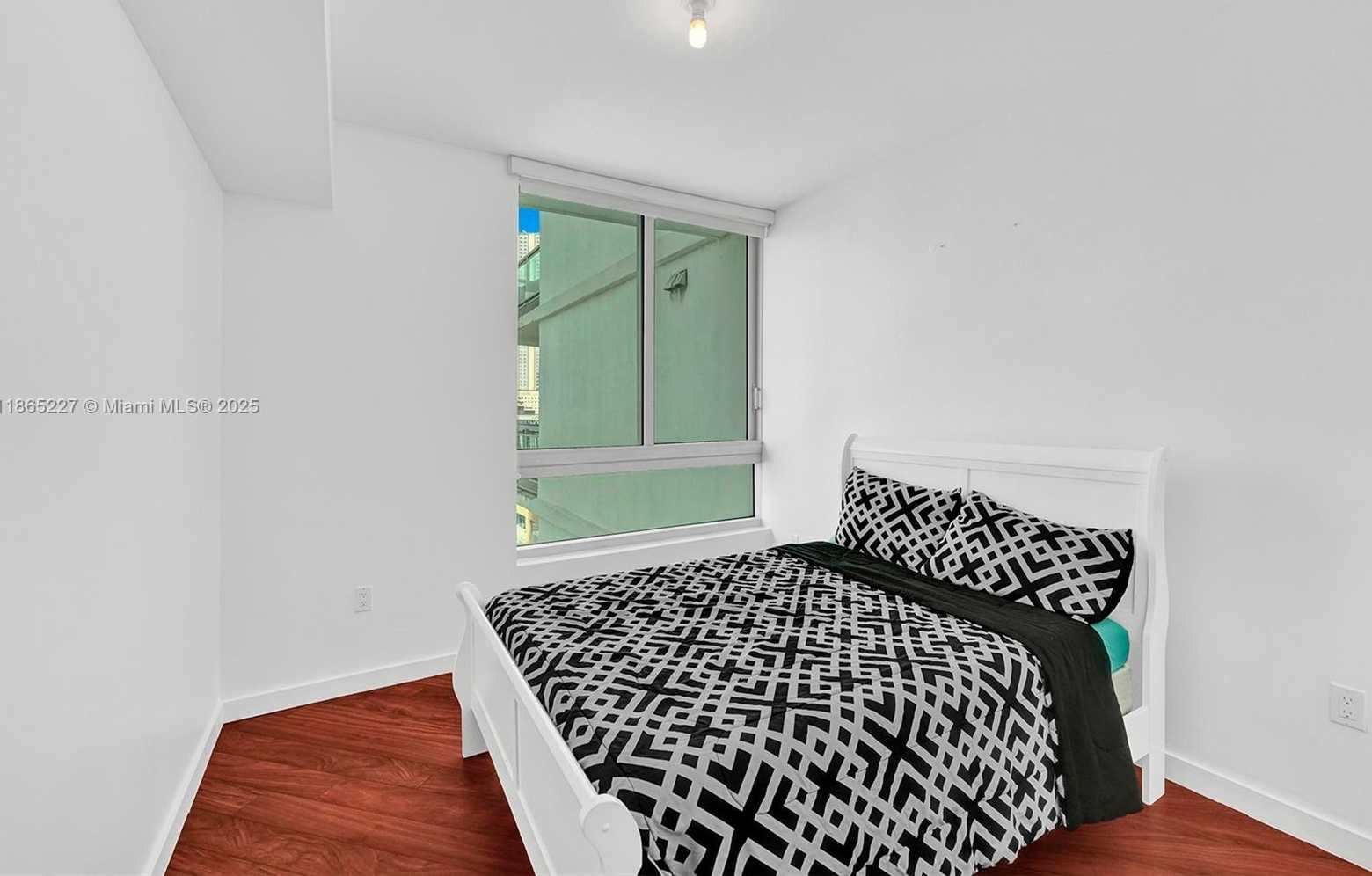 Small Image of 350 SOUTH MIAMI AVE #1403, Miami Number 15