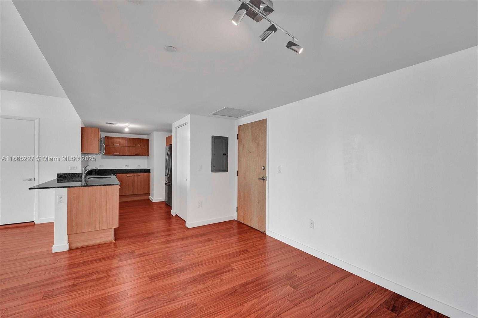 Small Image of 350 SOUTH MIAMI AVE #1403, Miami Number 19