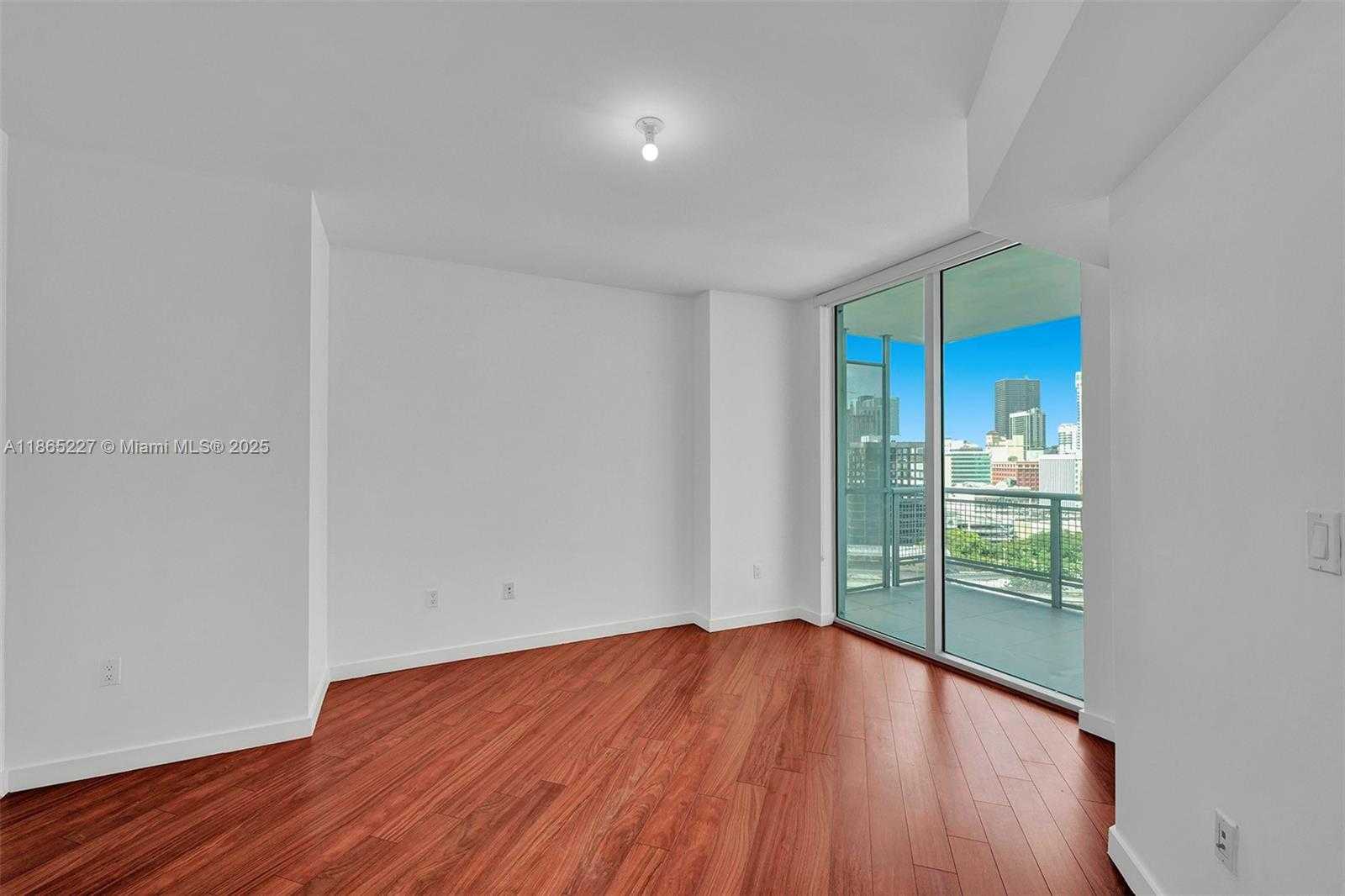 Small Image of 350 SOUTH MIAMI AVE #1403, Miami Number 24