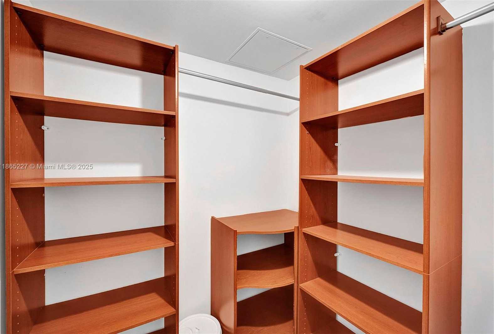 Small Image of 350 SOUTH MIAMI AVE #1403, Miami Number 27