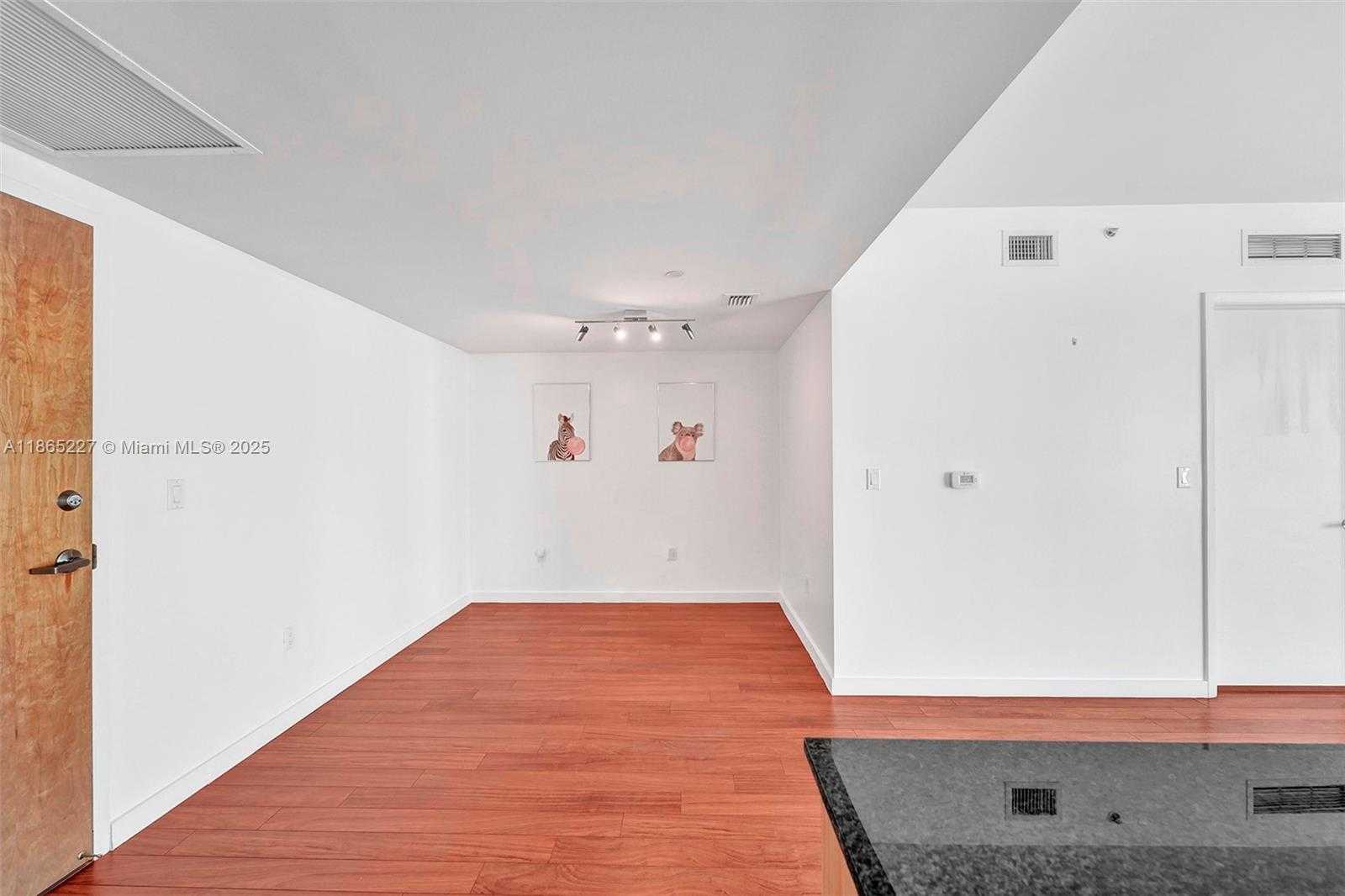 Small Image of 350 SOUTH MIAMI AVE #1403, Miami Number 6
