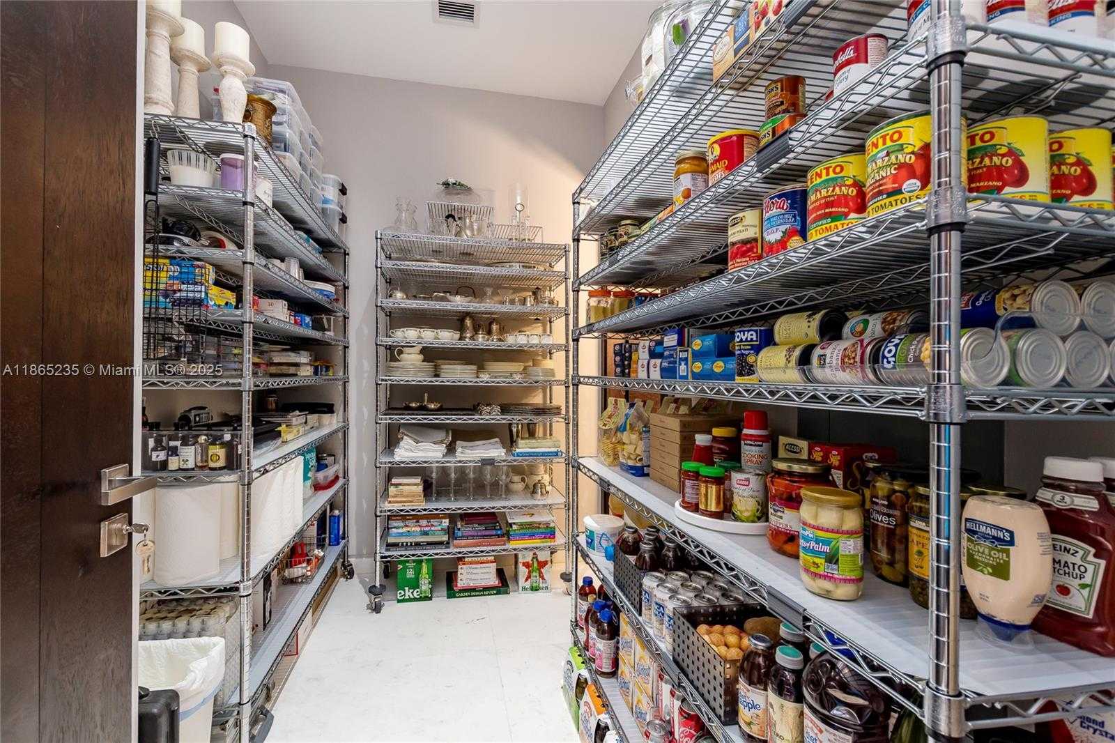 Small Image of 2669 SOUTH BAYSHORE DR #PH1-N, Coconut Grove Number 25