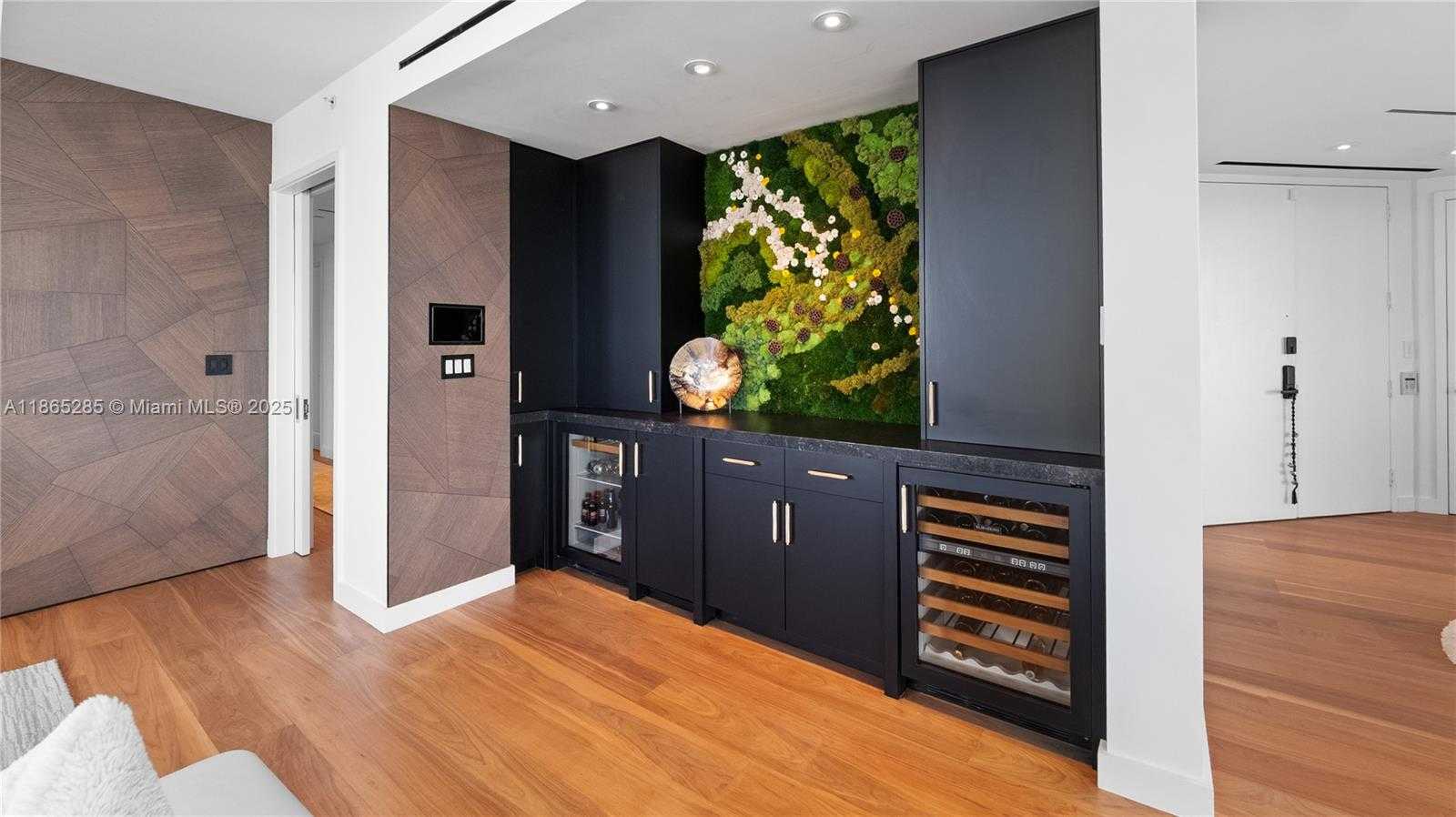 Small Image of 19707 TURNBERRY WAY #TS-3, Aventura Number 12