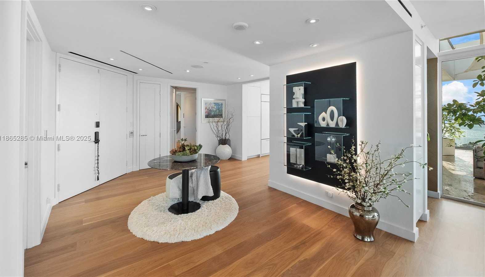 Small Image of 19707 TURNBERRY WAY #TS-3, Aventura Number 13