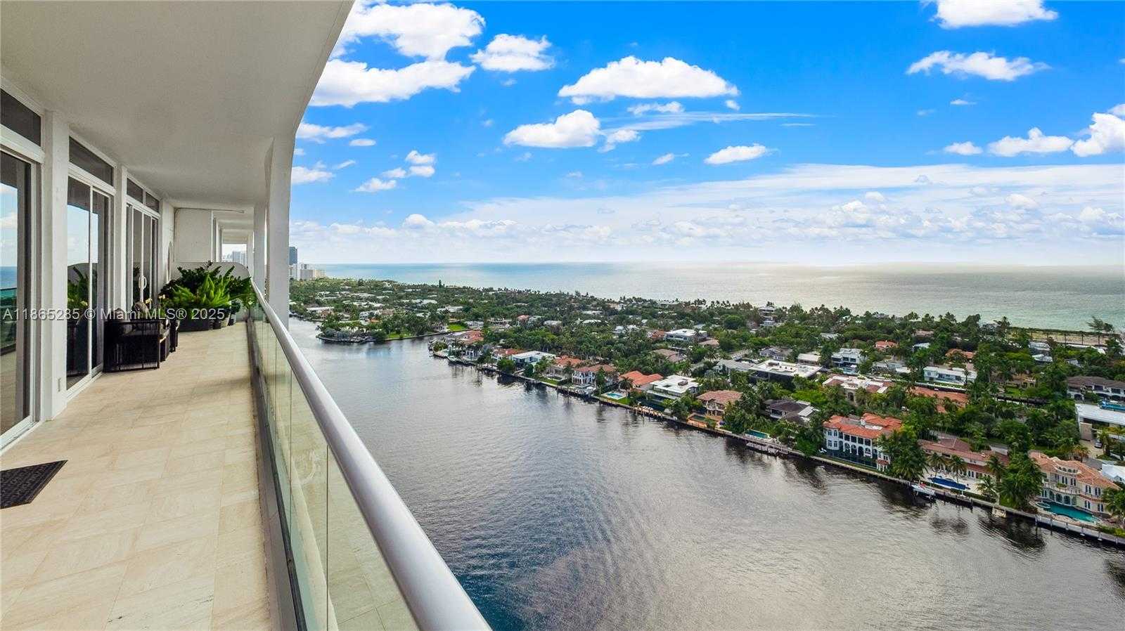 Small Image of 19707 TURNBERRY WAY #TS-3, Aventura Number 26