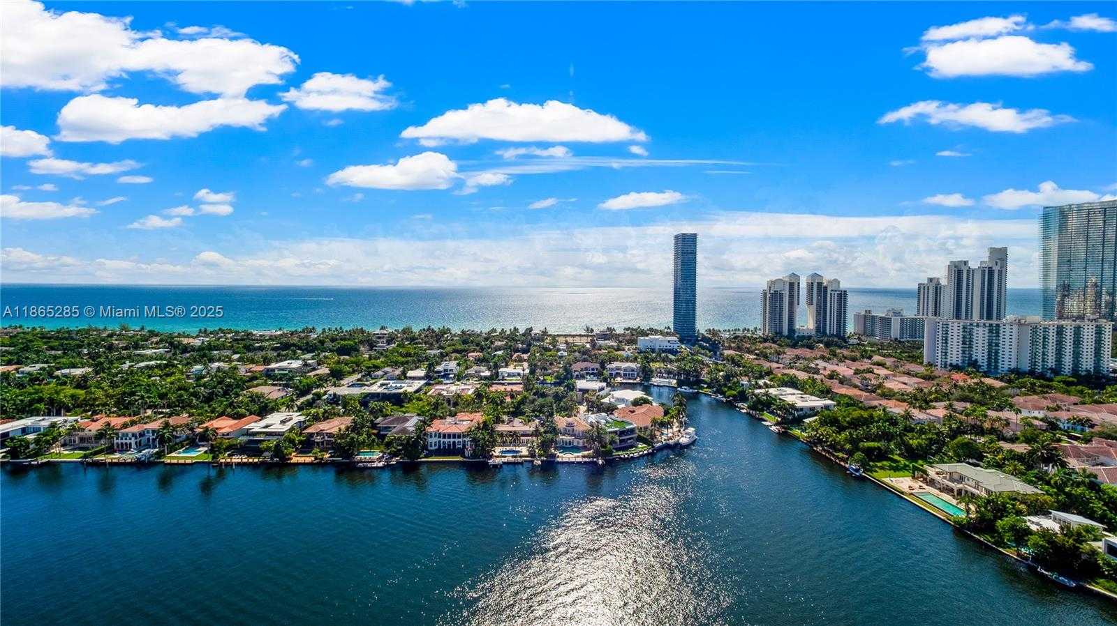 Small Image of 19707 TURNBERRY WAY #TS-3, Aventura Number 28