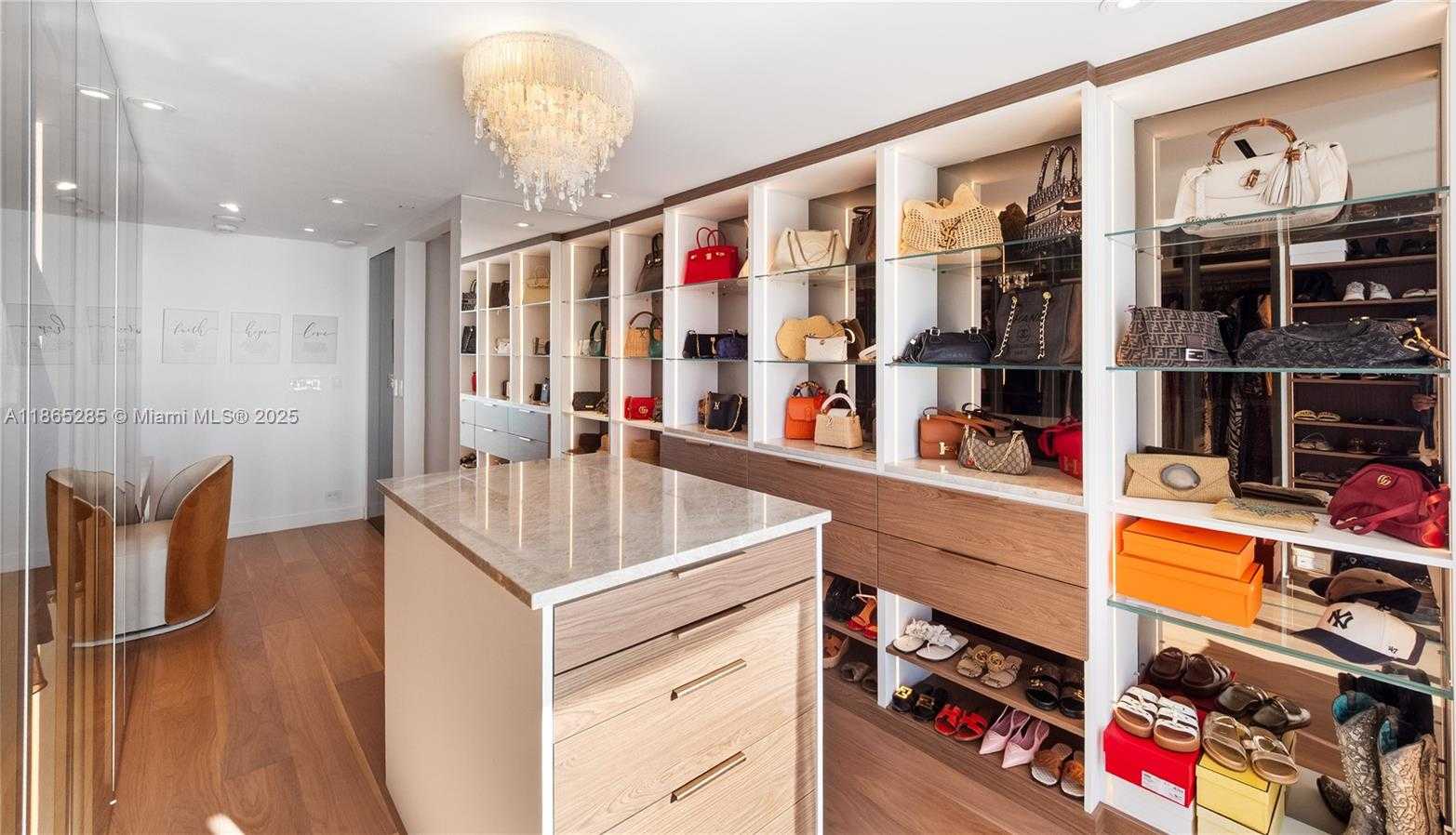 Small Image of 19707 TURNBERRY WAY #TS-3, Aventura Number 37
