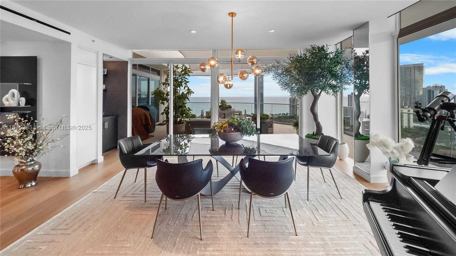 Small Image of 19707 TURNBERRY WAY #TS-3, Aventura Number 7
