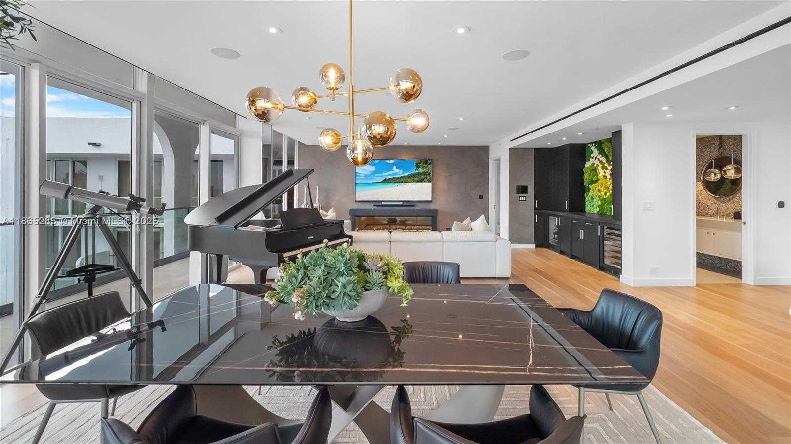 Small Image of 19707 TURNBERRY WAY #TS-3, Aventura Number 8