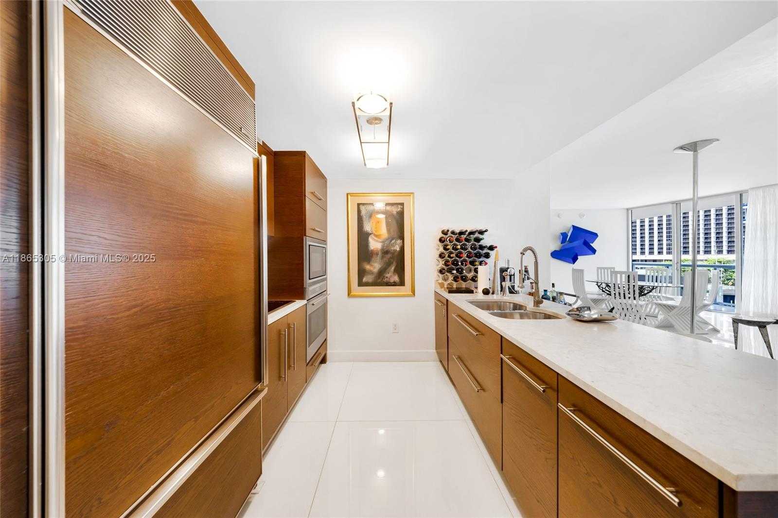 Small Image of 475 BRICKELL AVE #712-714, Miami Number 14