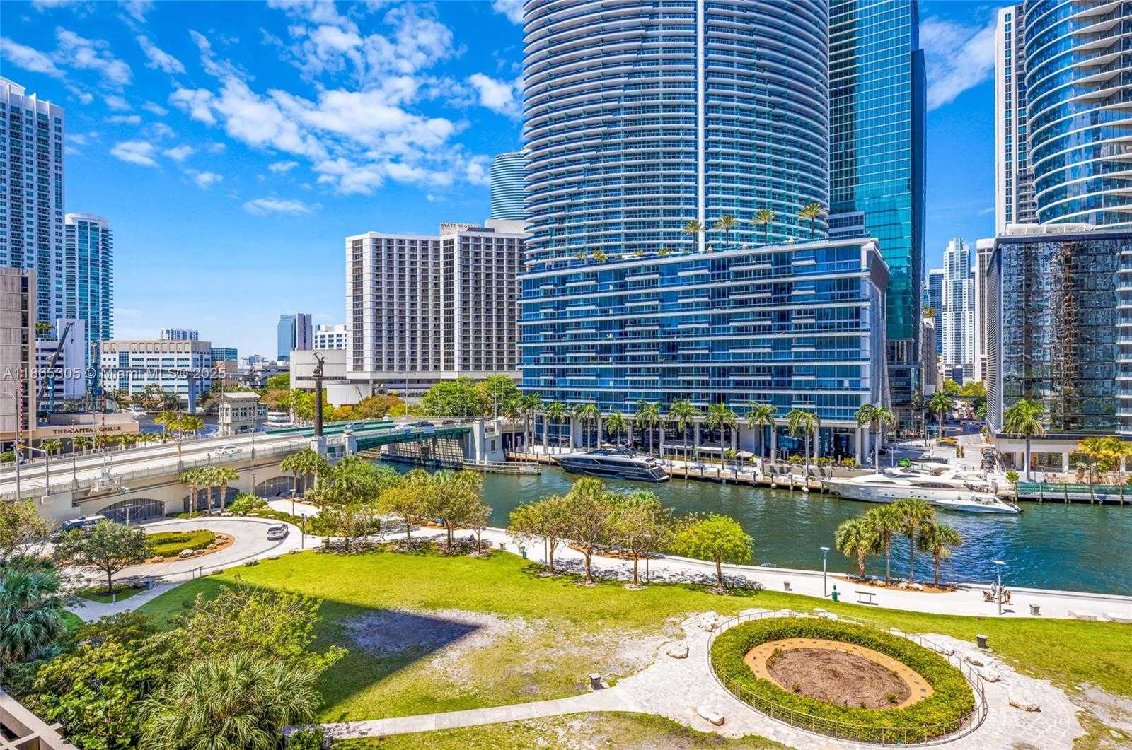 Small Image of 475 BRICKELL AVE #712-714, Miami Number 29