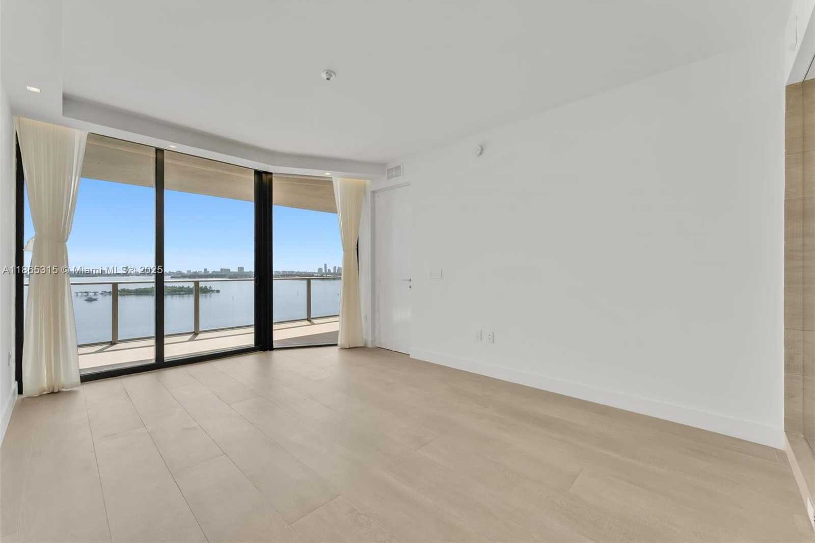 Small Image of 700 NORTH EAST 24TH ST #1207, Miami Number 12