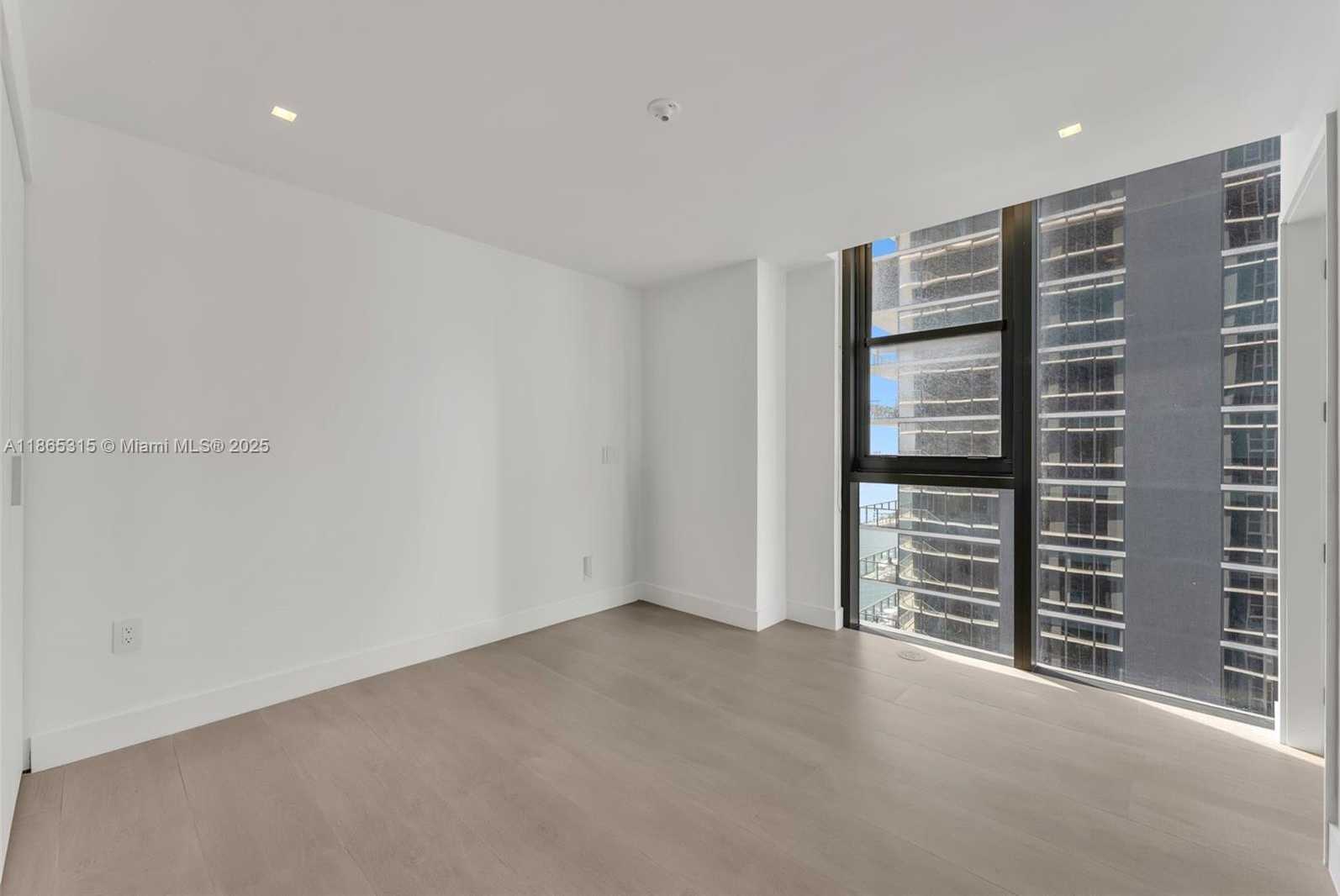 Small Image of 700 NORTH EAST 24TH ST #1207, Miami Number 20
