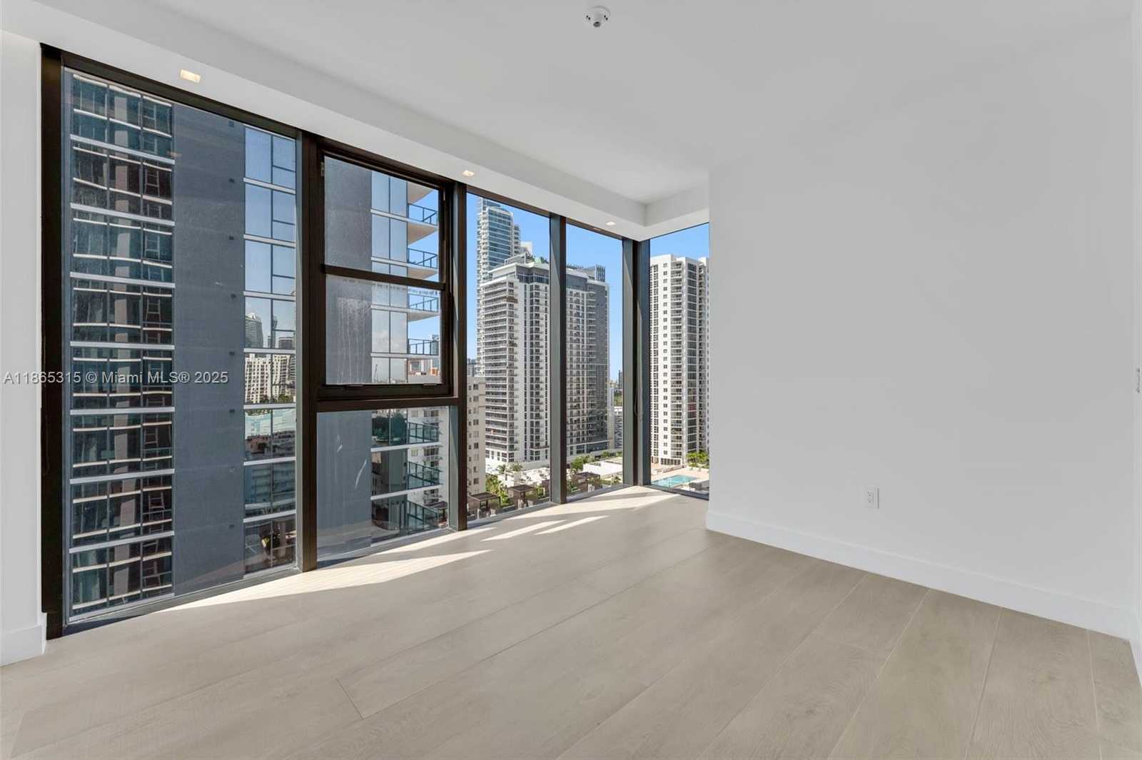 Small Image of 700 NORTH EAST 24TH ST #1207, Miami Number 31