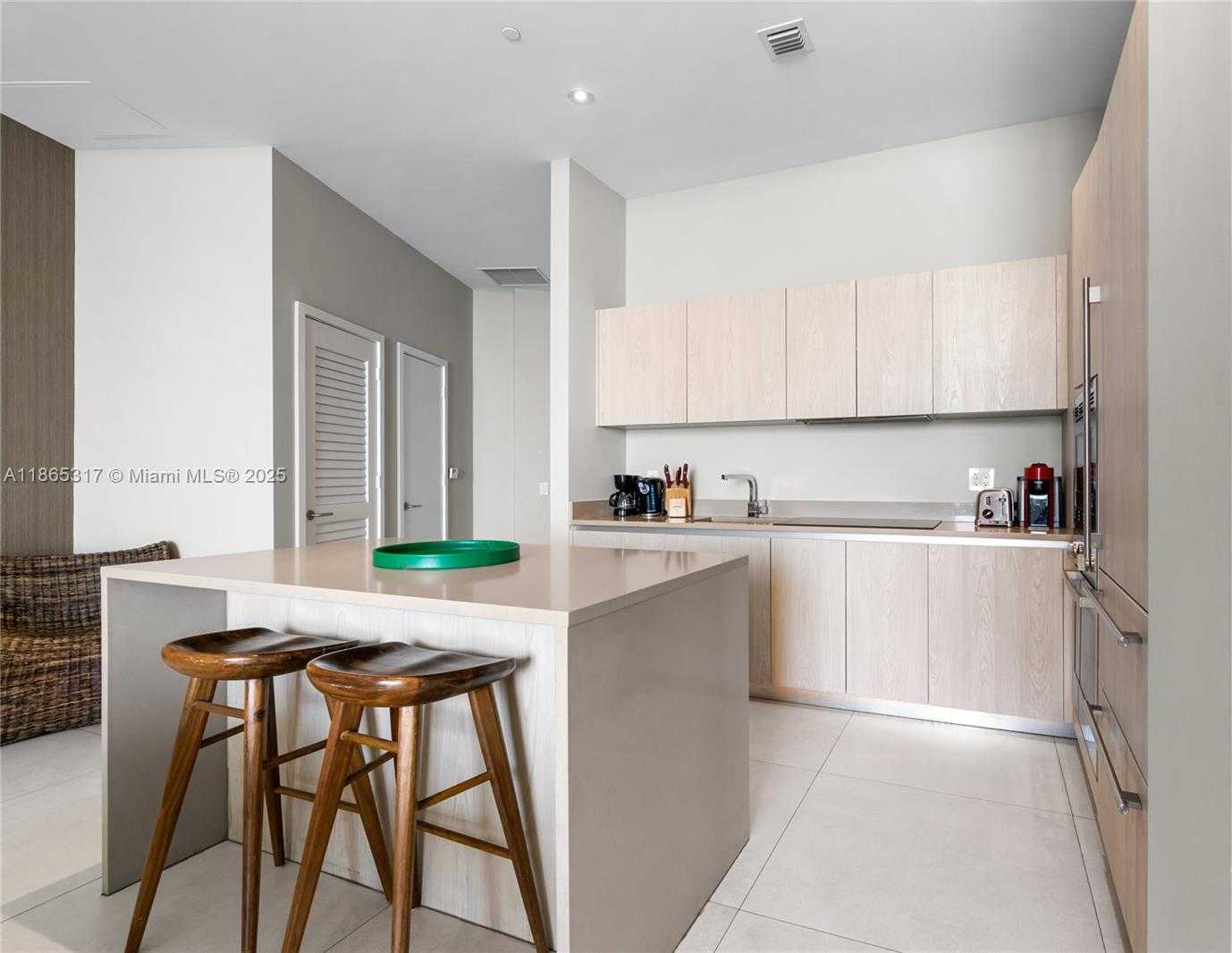 Small Image of 4111 SOUTH OCEAN DR #702, Hollywood Number 10
