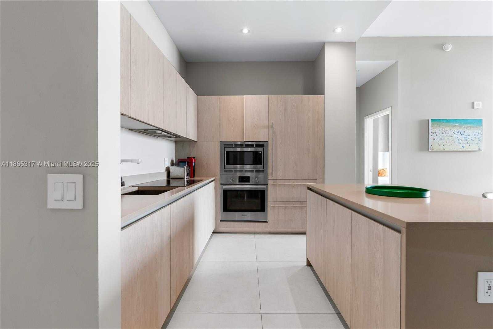 Small Image of 4111 SOUTH OCEAN DR #702, Hollywood Number 16