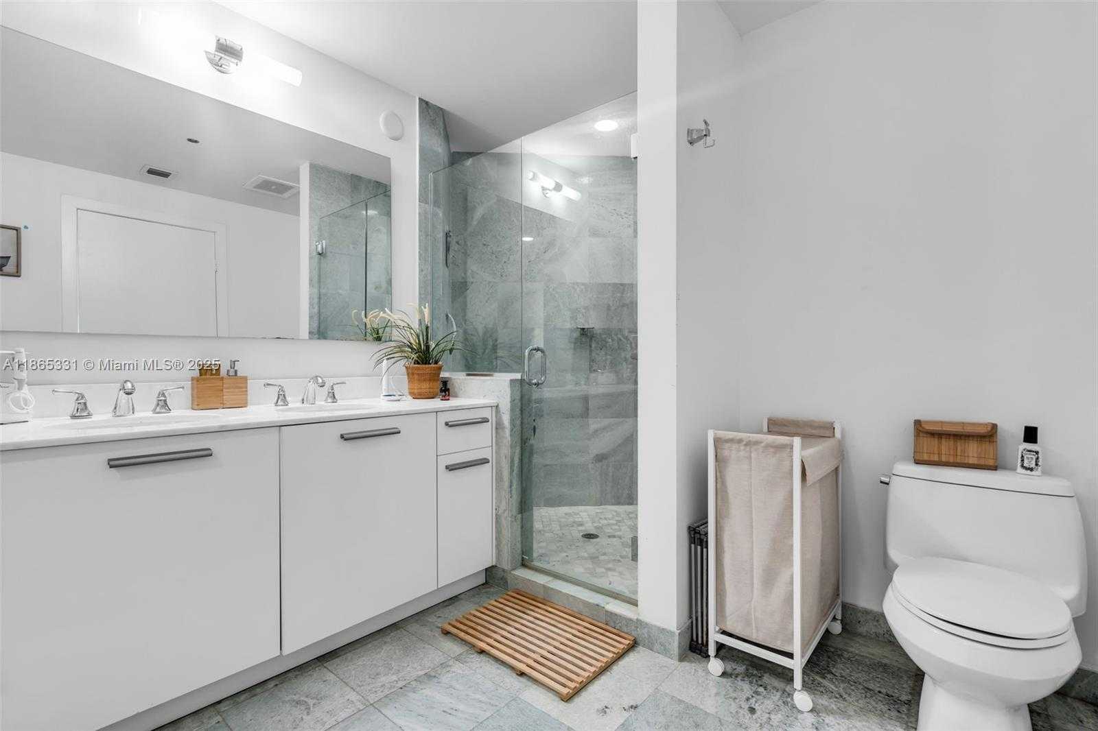 Small Image of 1060 BRICKELL AVE #3601, Miami Number 11