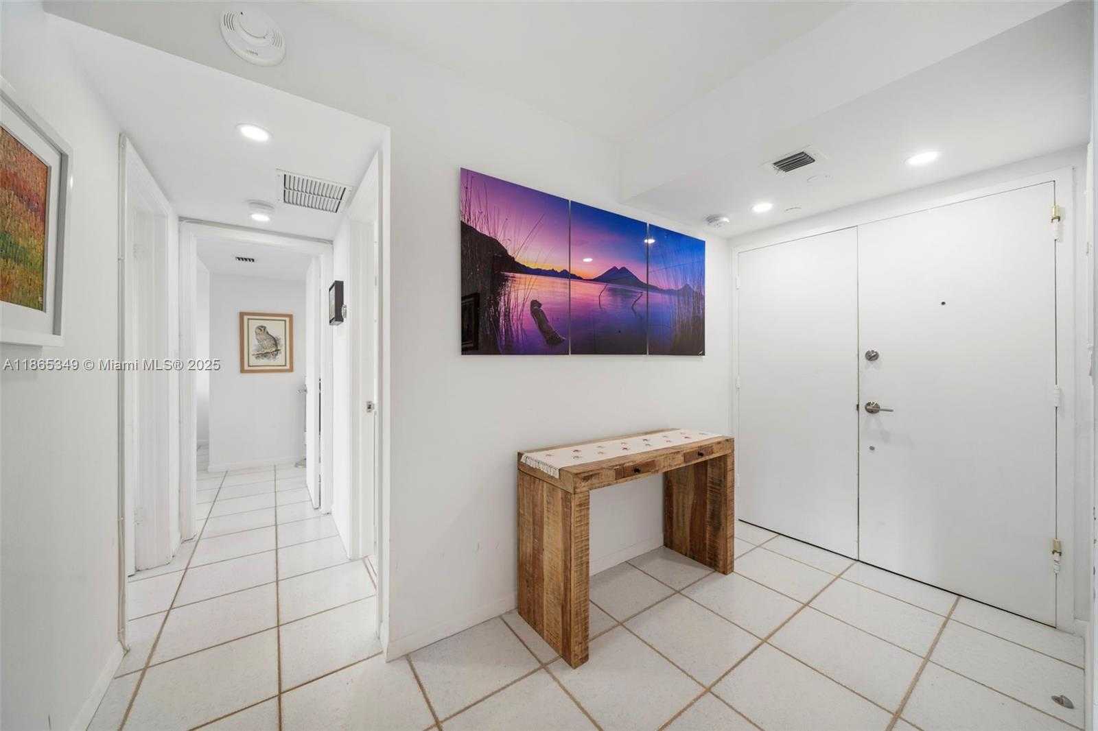 Small Image of 155 OCEAN LANE DR #1104, Key Biscayne Number 26