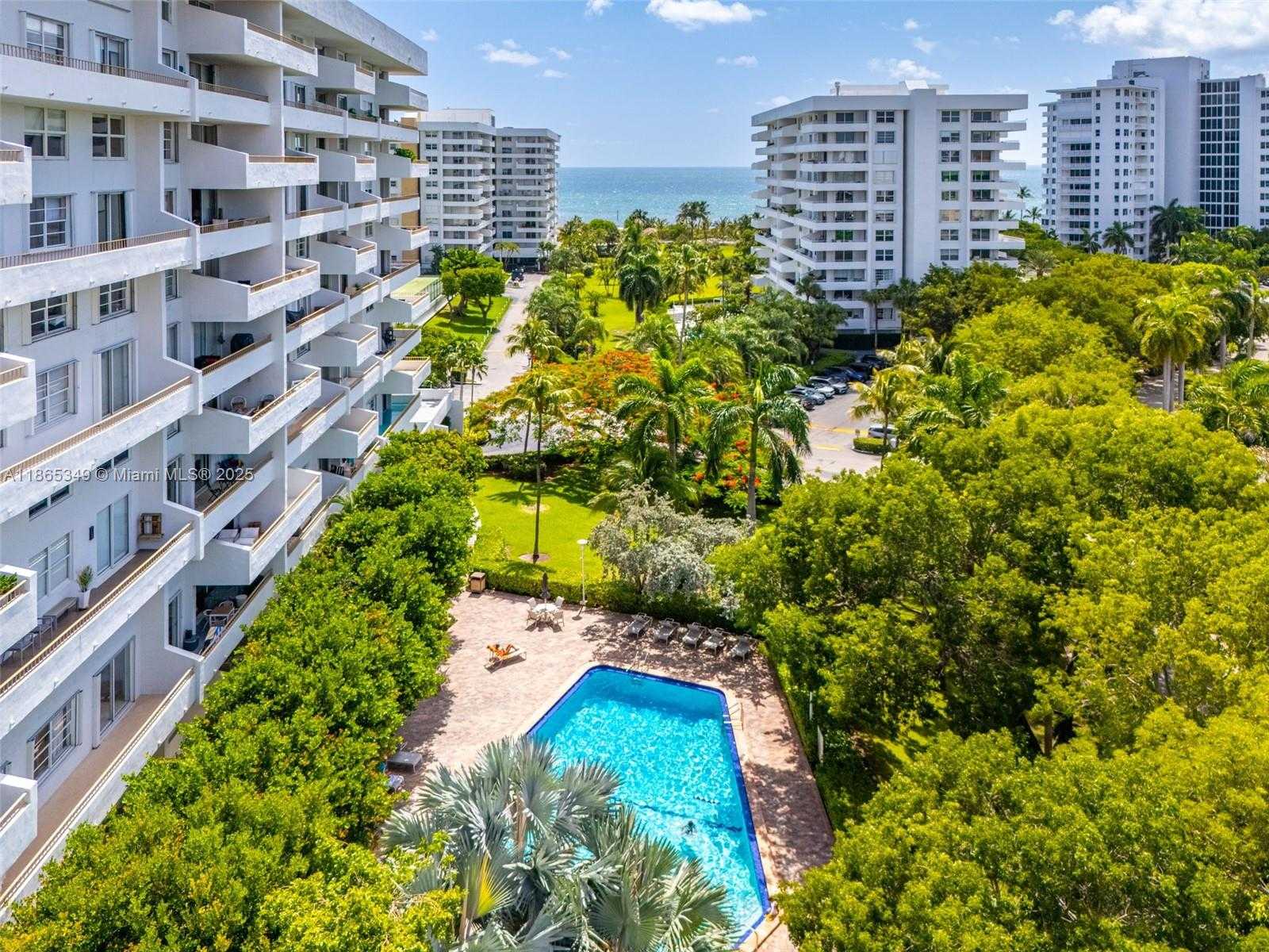 Small Image of 155 OCEAN LANE DR #1104, Key Biscayne Number 28