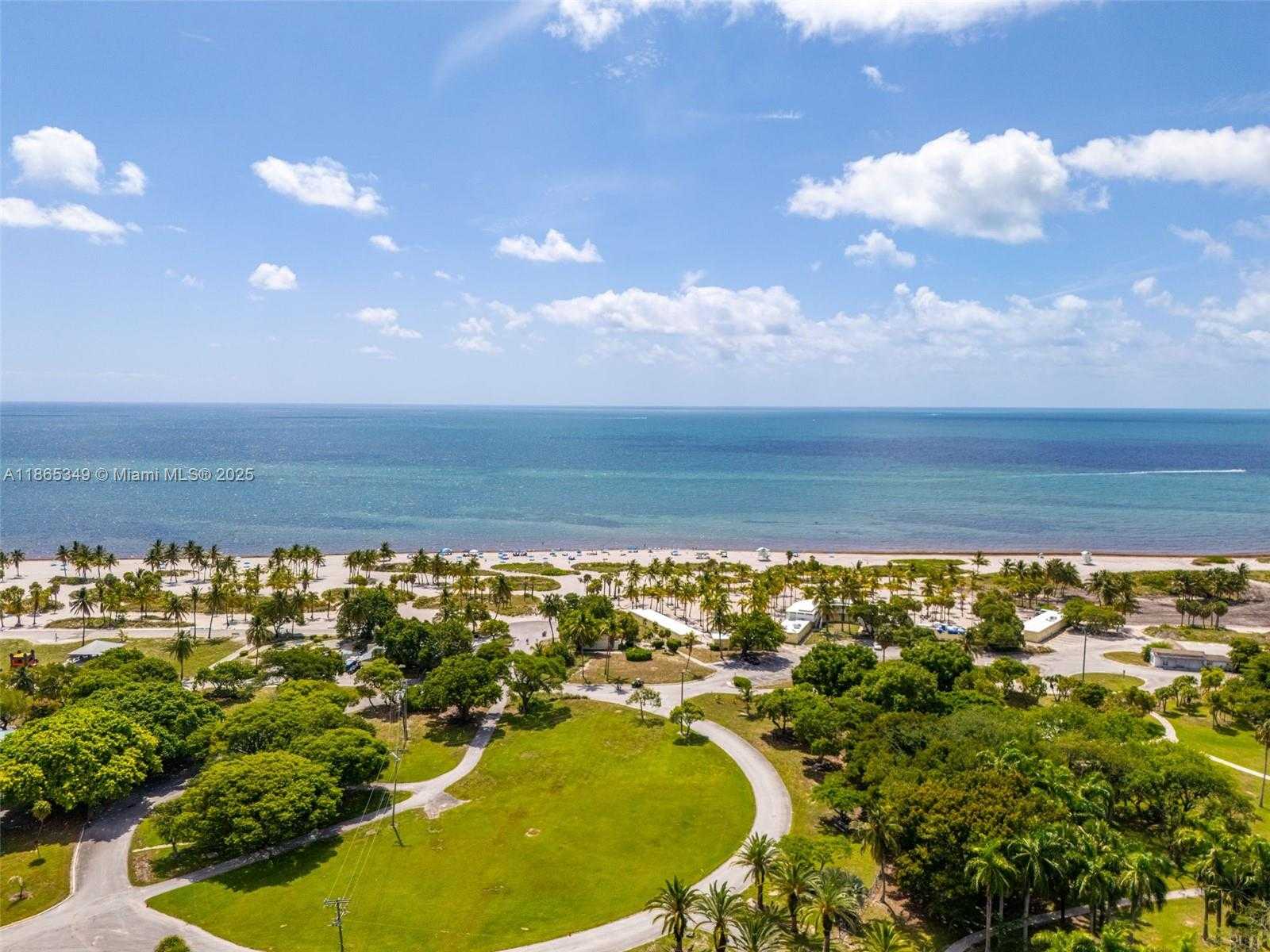 Small Image of 155 OCEAN LANE DR #1104, Key Biscayne Number 33