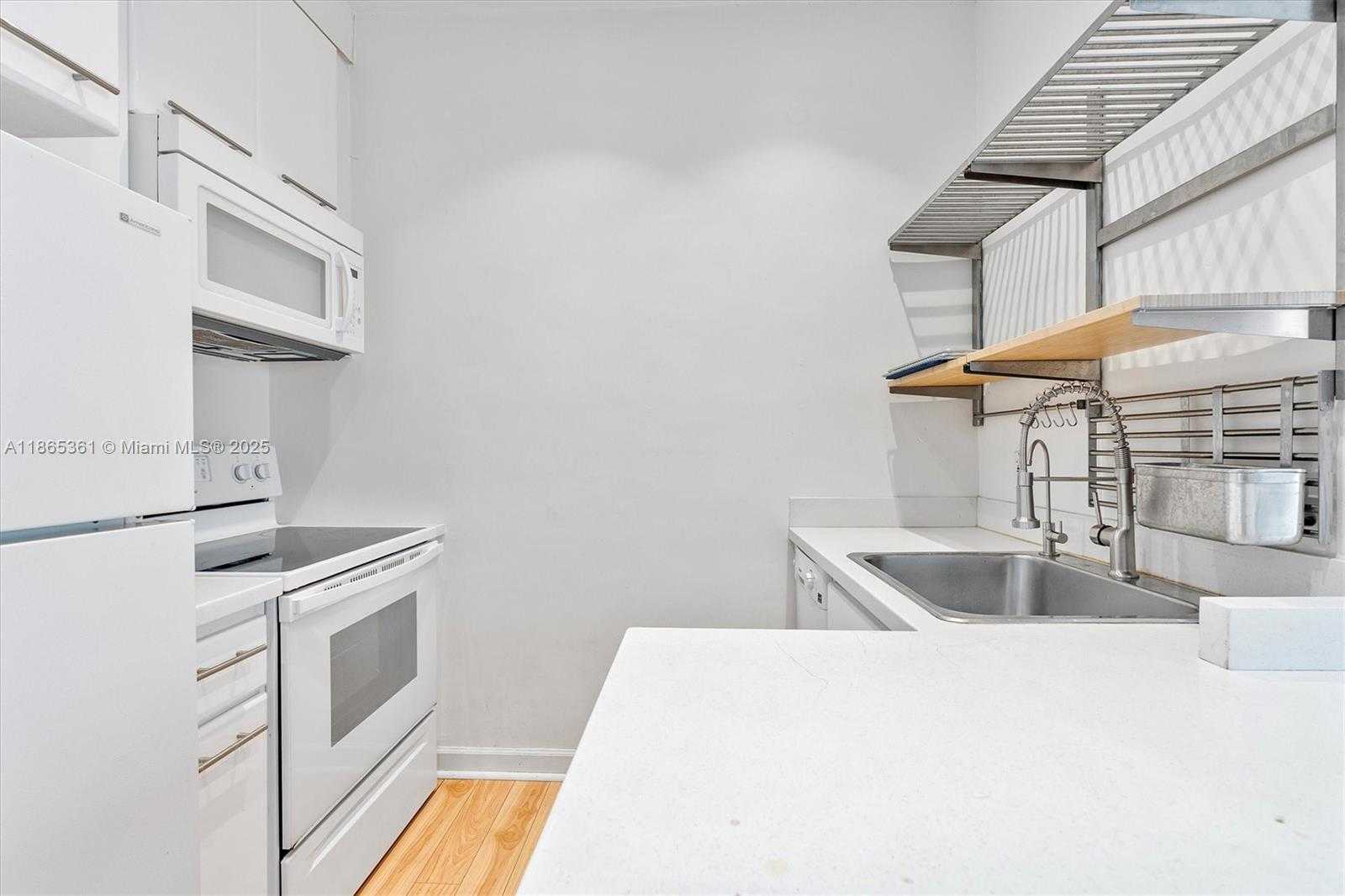 Small Image of 1211 PENNSYLVANIA AVE #E1, Miami Beach Number 8