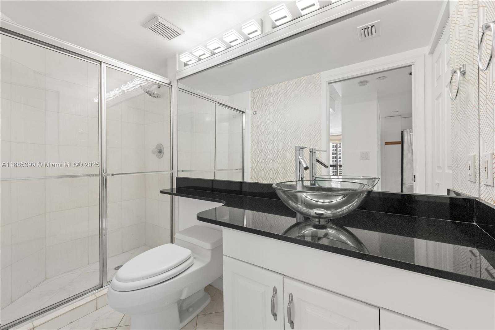 Small Image of 3530 MYSTIC POINTE DR #3206, Aventura Number 11