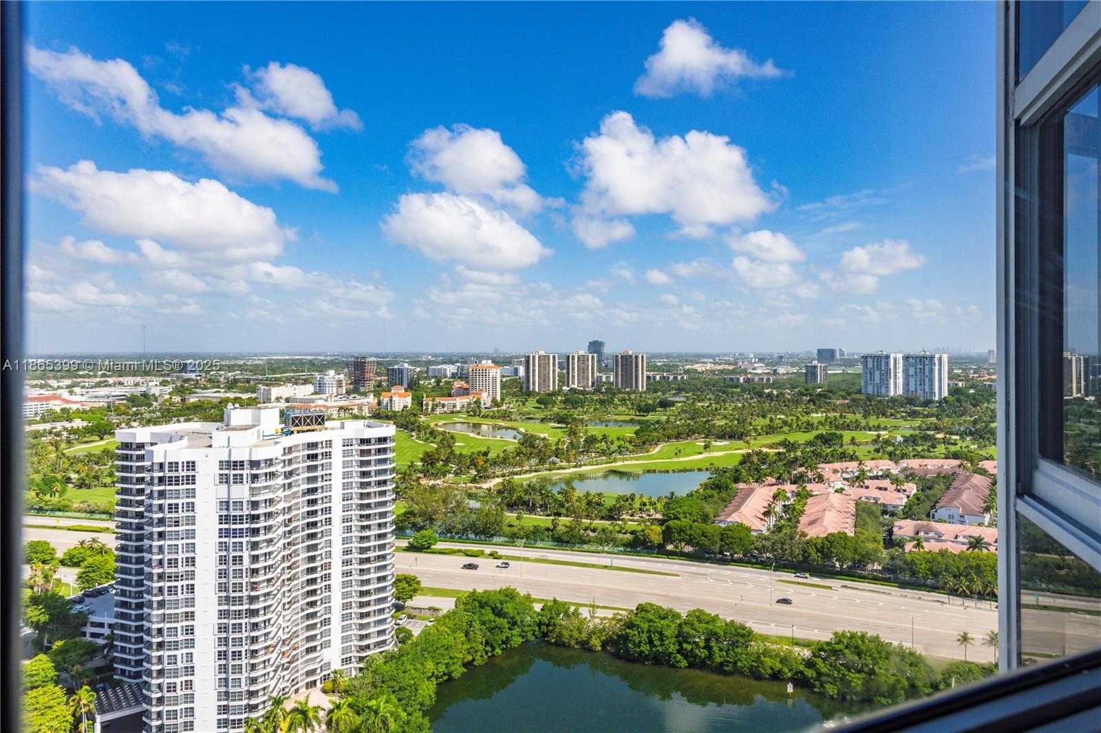 Small Image of 3530 MYSTIC POINTE DR #3206, Aventura Number 18