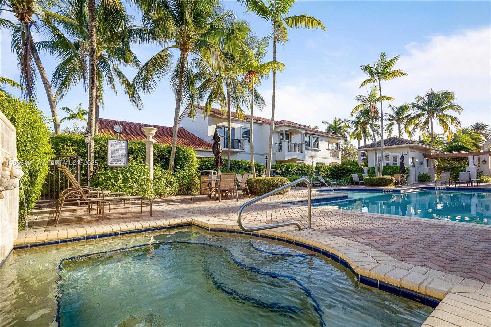 Small Image of 1384 HARBOR VIEW W, Hollywood Number 15