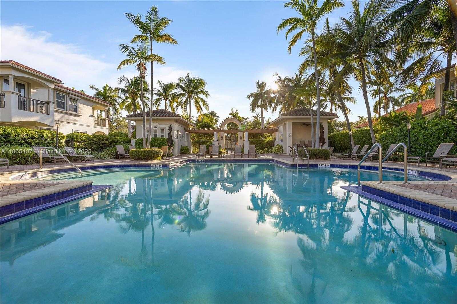 Small Image of 1384 HARBOR VIEW W, Hollywood Number 16