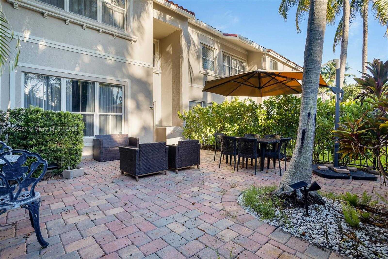 Small Image of 1384 HARBOR VIEW W, Hollywood Number 19